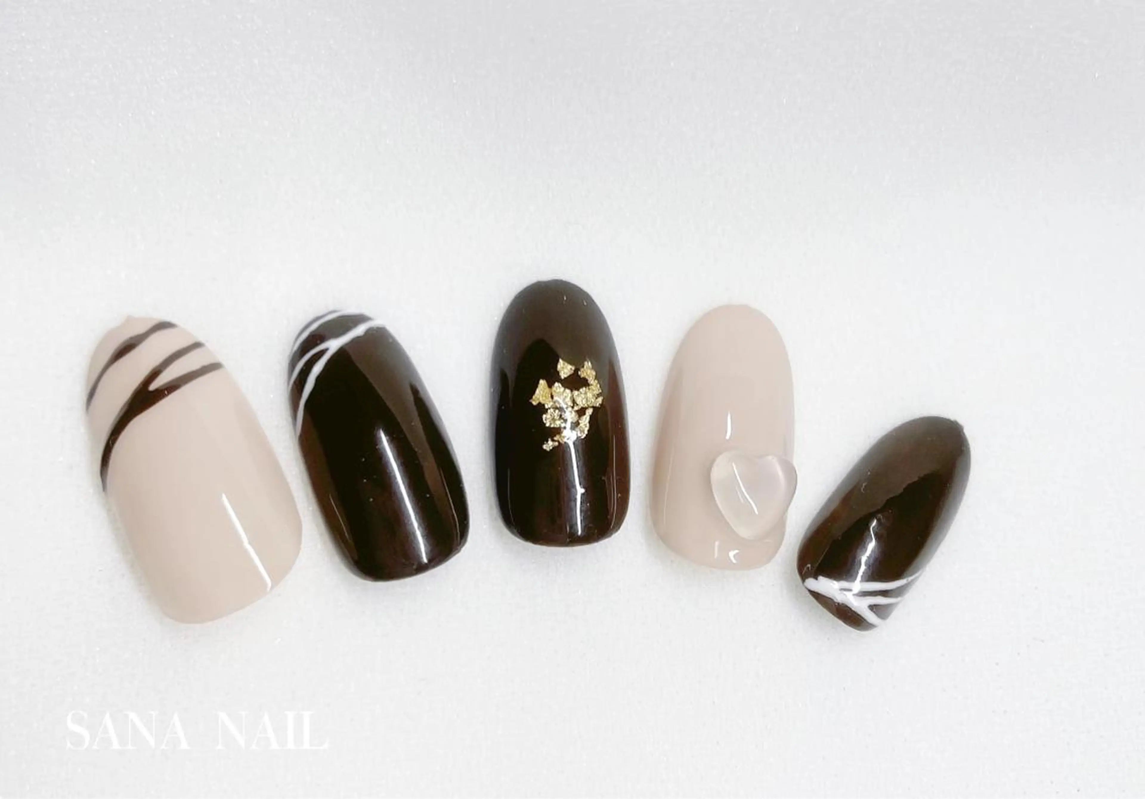 ネイル バレンタイン nailsalon SANANAILのネイルデザイン