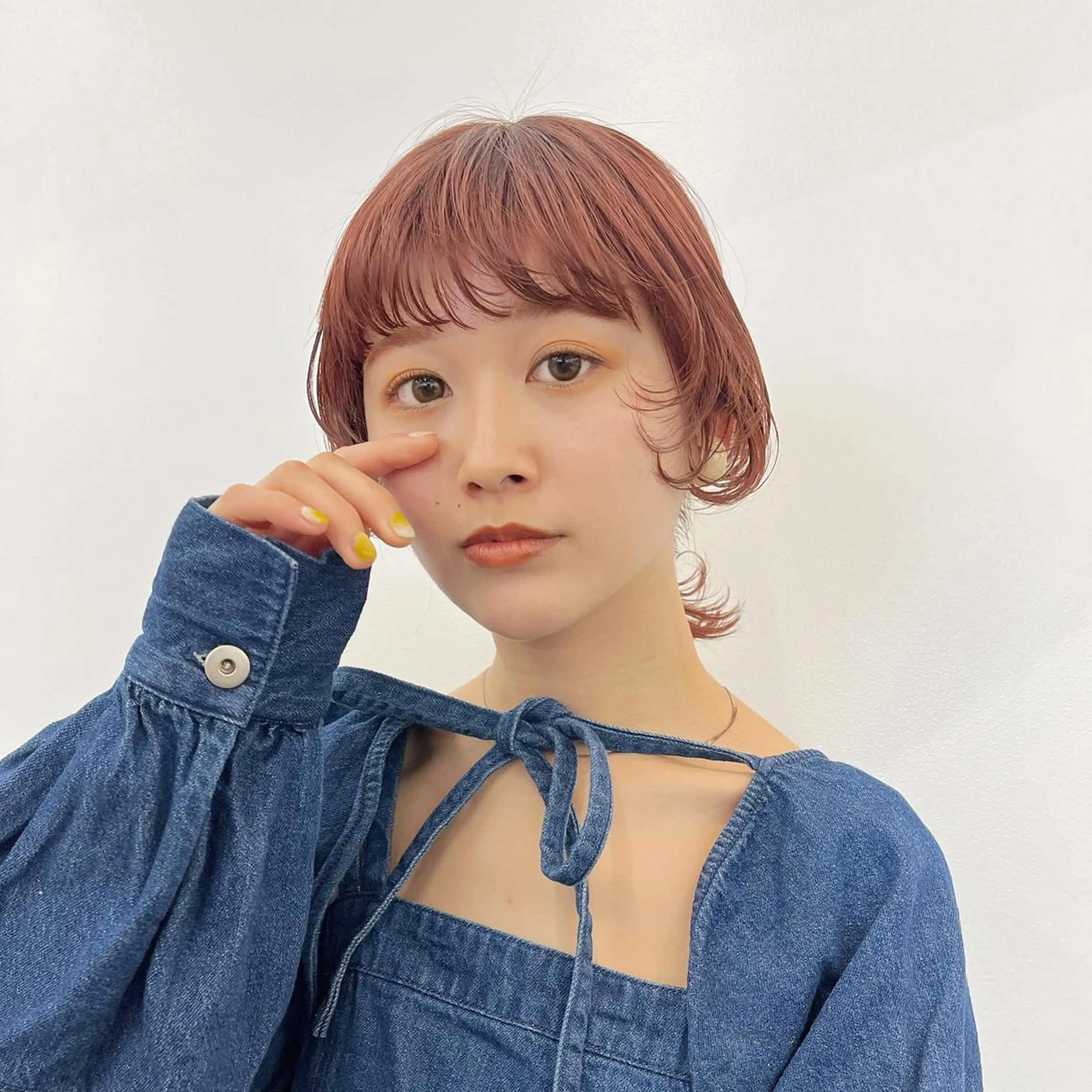 ミディアム カラー ヘアアレンジ ショートボブ ベージュカラー ブリーチ ブラウンカラー 透明感カラー 🌱ボブ/レイヤー/ ベージュ/あやみ✨のヘアスタイル
