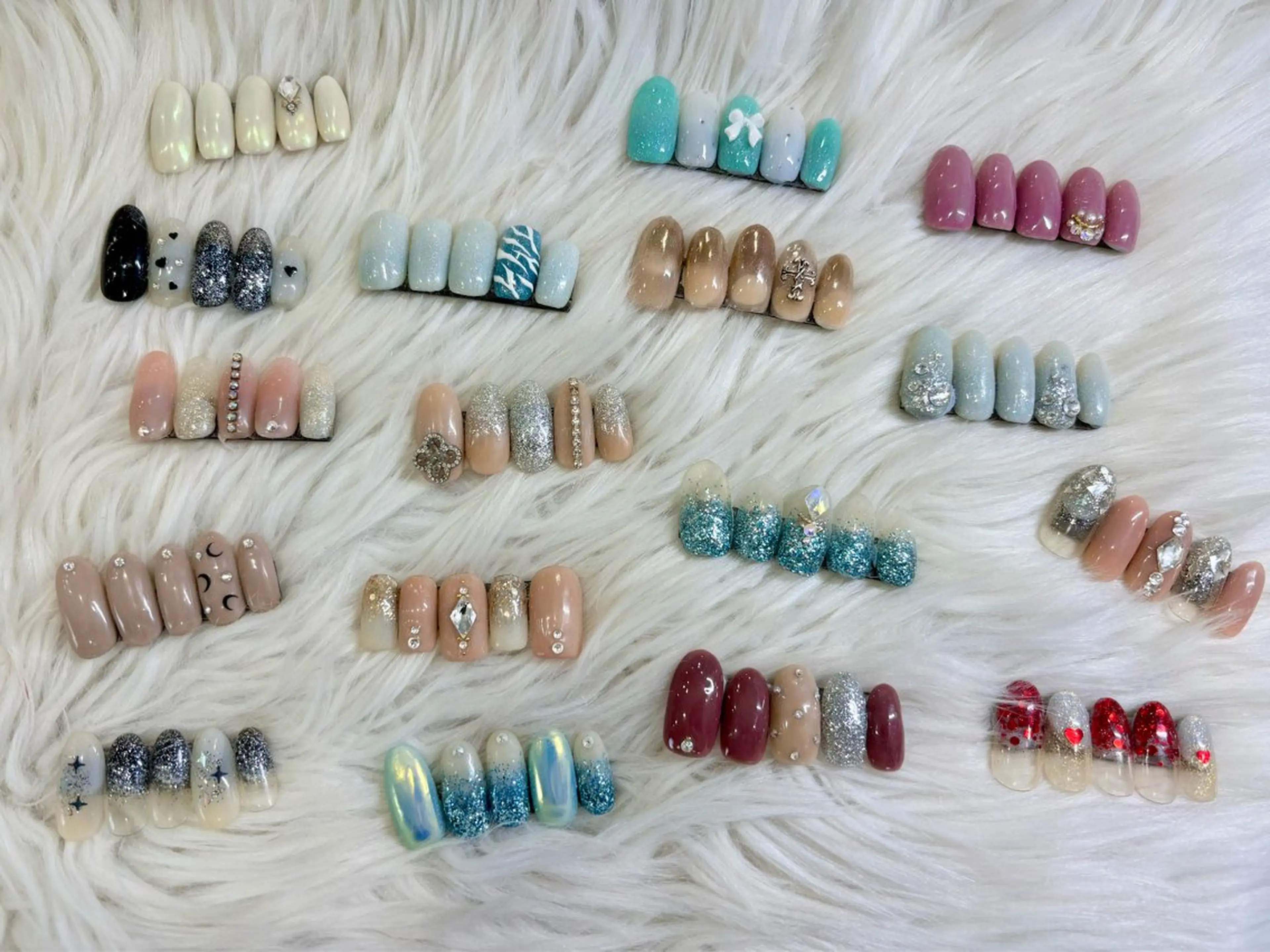 ネイル BEAUTY LINE本厚木店所属・【BL本厚木店】 根村のネイルデザイン