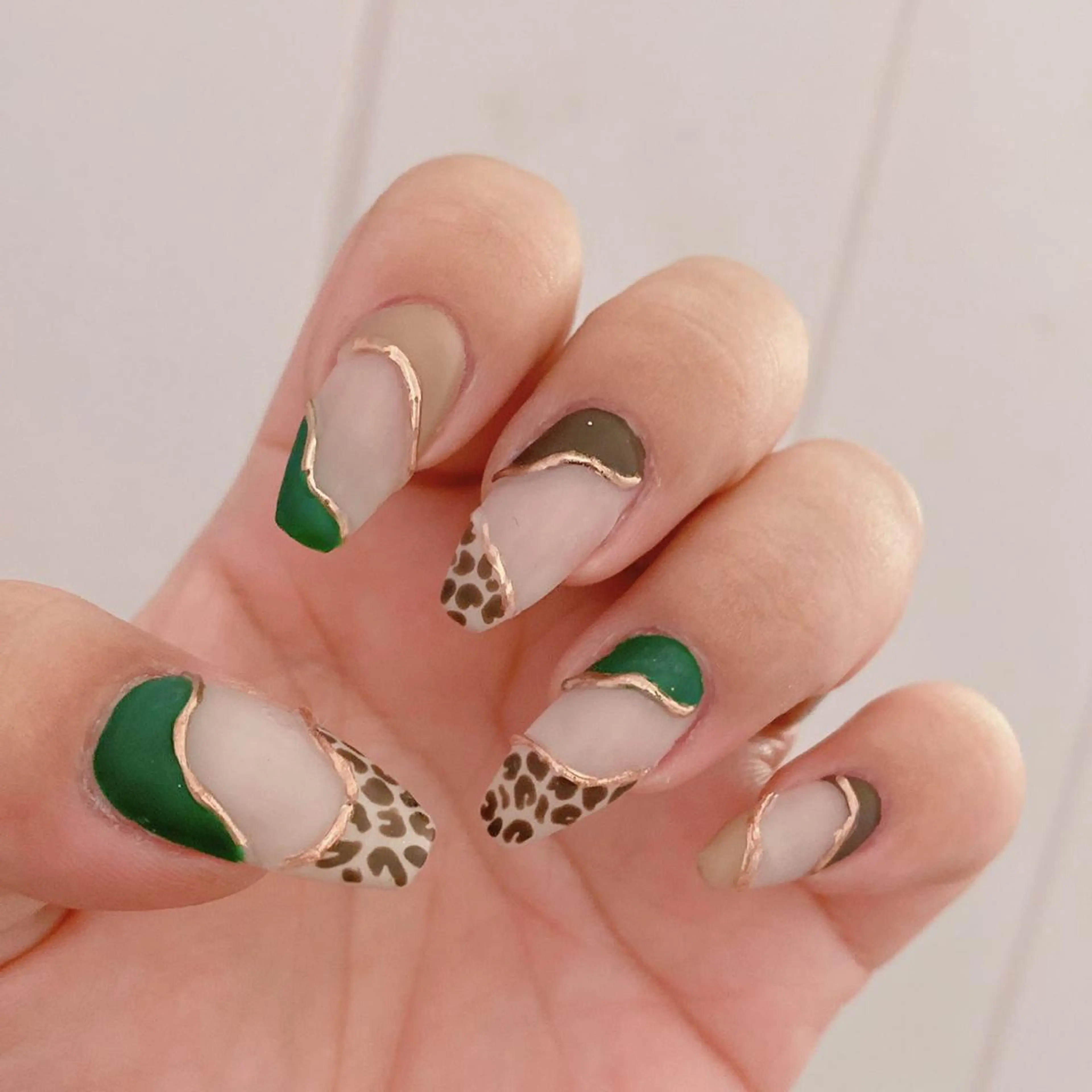 ネイル ハンドネイル VIOLA .nailのネイルデザイン