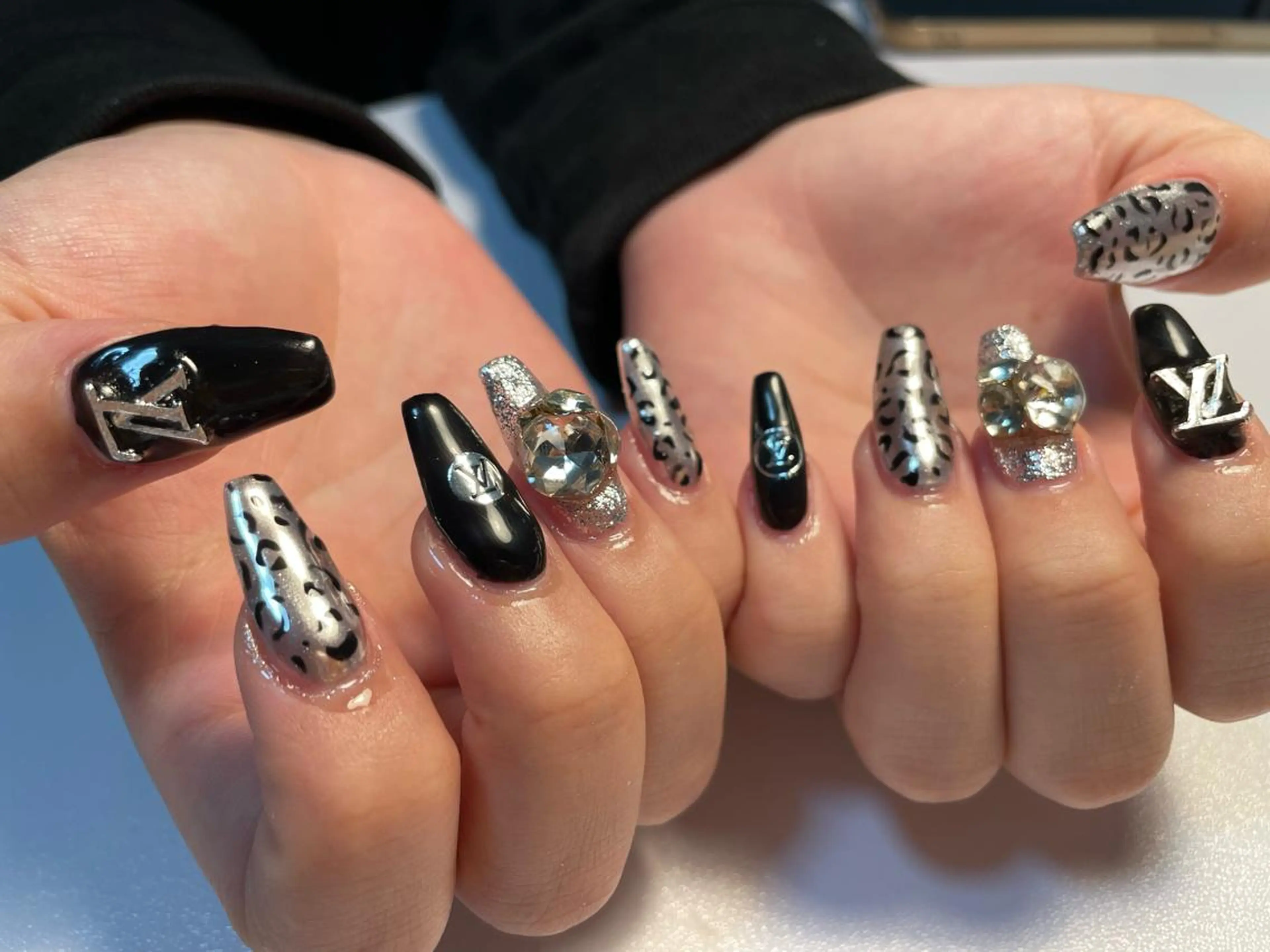 ネイル ハンドネイル adorable 〈Kurumi〉のネイルデザイン