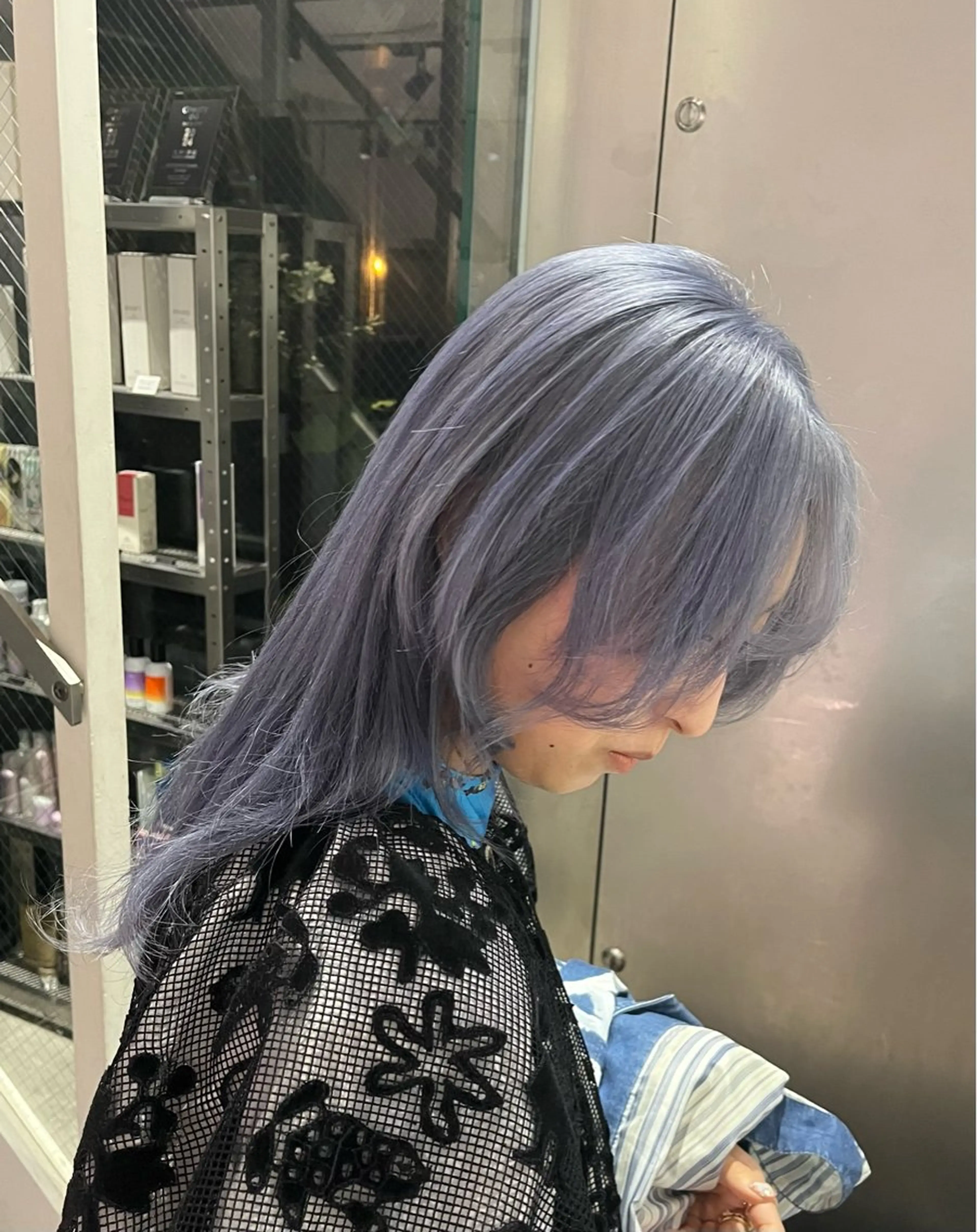 セミロング カラー ブルーカラー シルバー ヘアカラー トリートメント mao/天神ブリーチ ハイトーンカラーのヘアスタイル