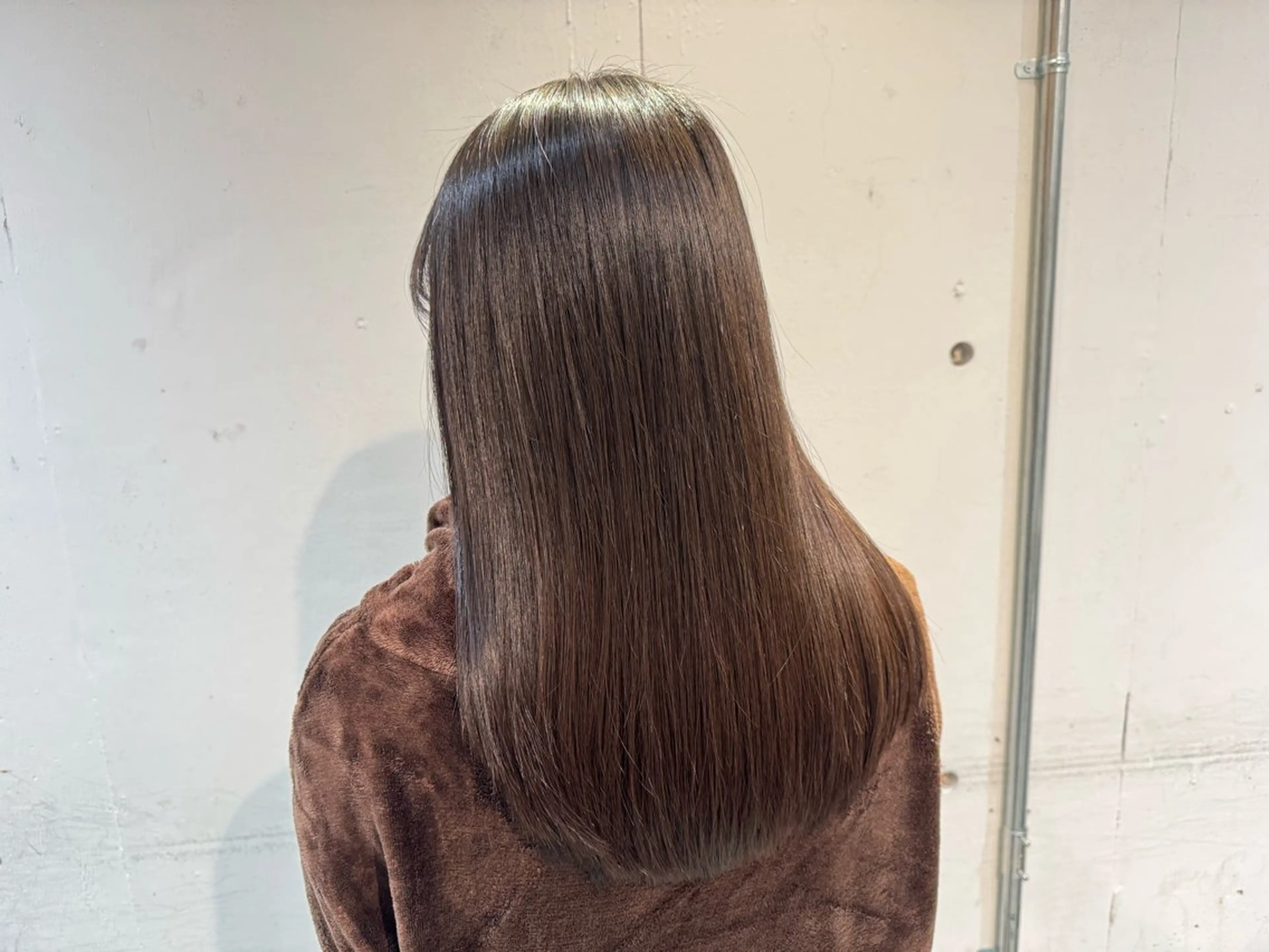 ロング AiRU hair RIRIKOのヘアスタイル
