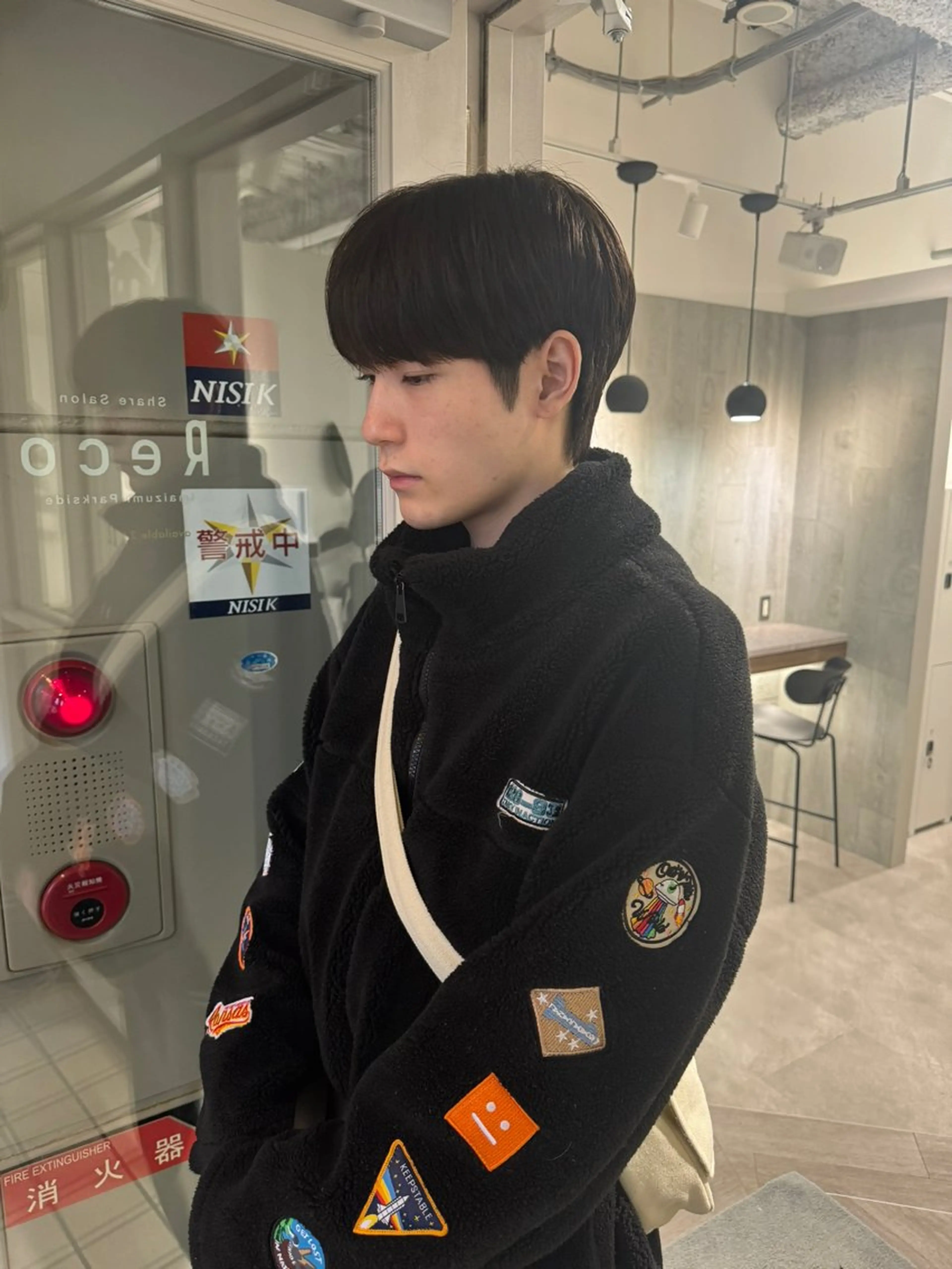 ショート カラー パーマ メンズ メンズブリーチ ダウンパーマ メンズハイライト メンズハイトーン メンズインナーカラー カット パーマ umu.［韓国ヘア /レイヤーカット］のヘアスタイル