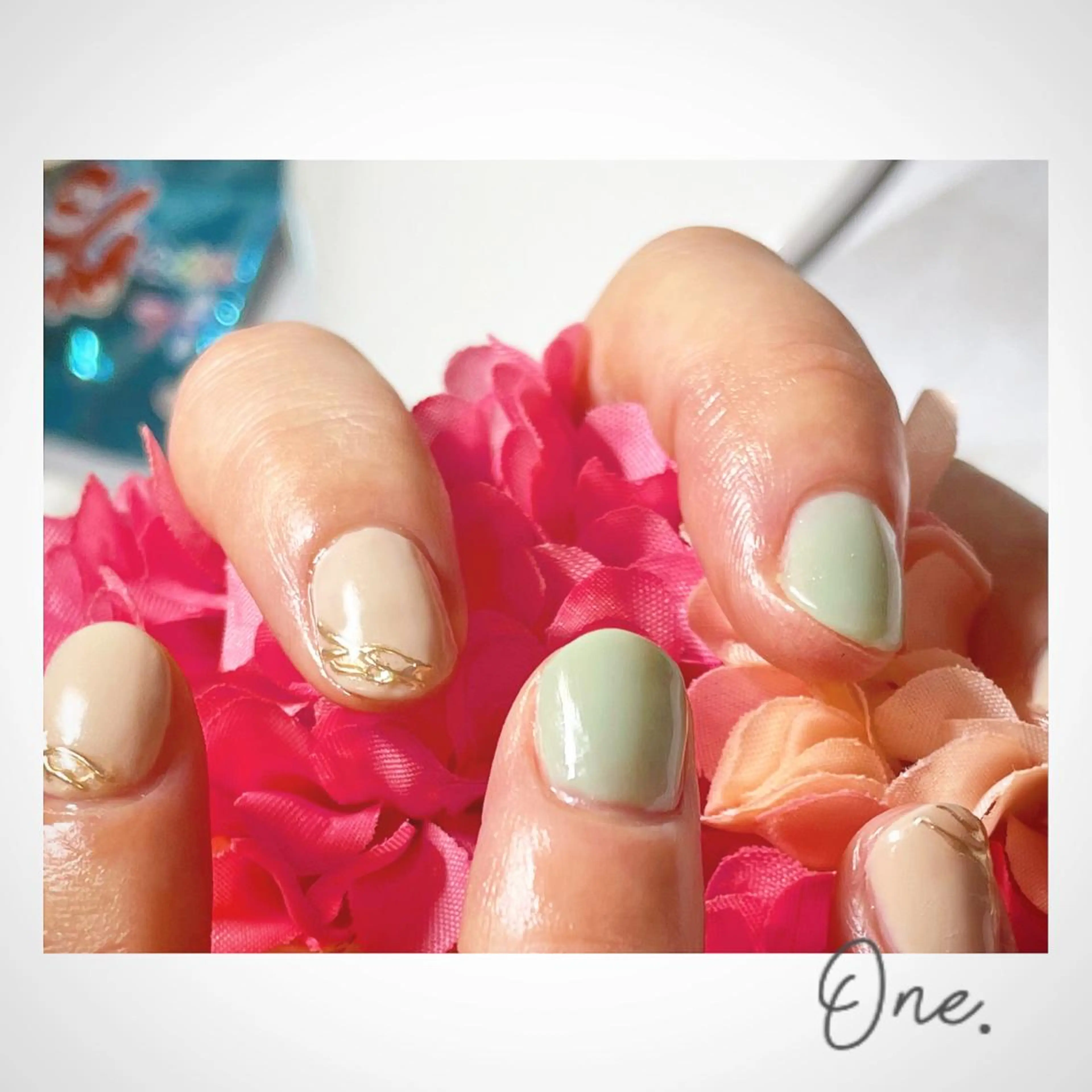 ネイル ミラーネイル 田中 愛未のネイルデザイン