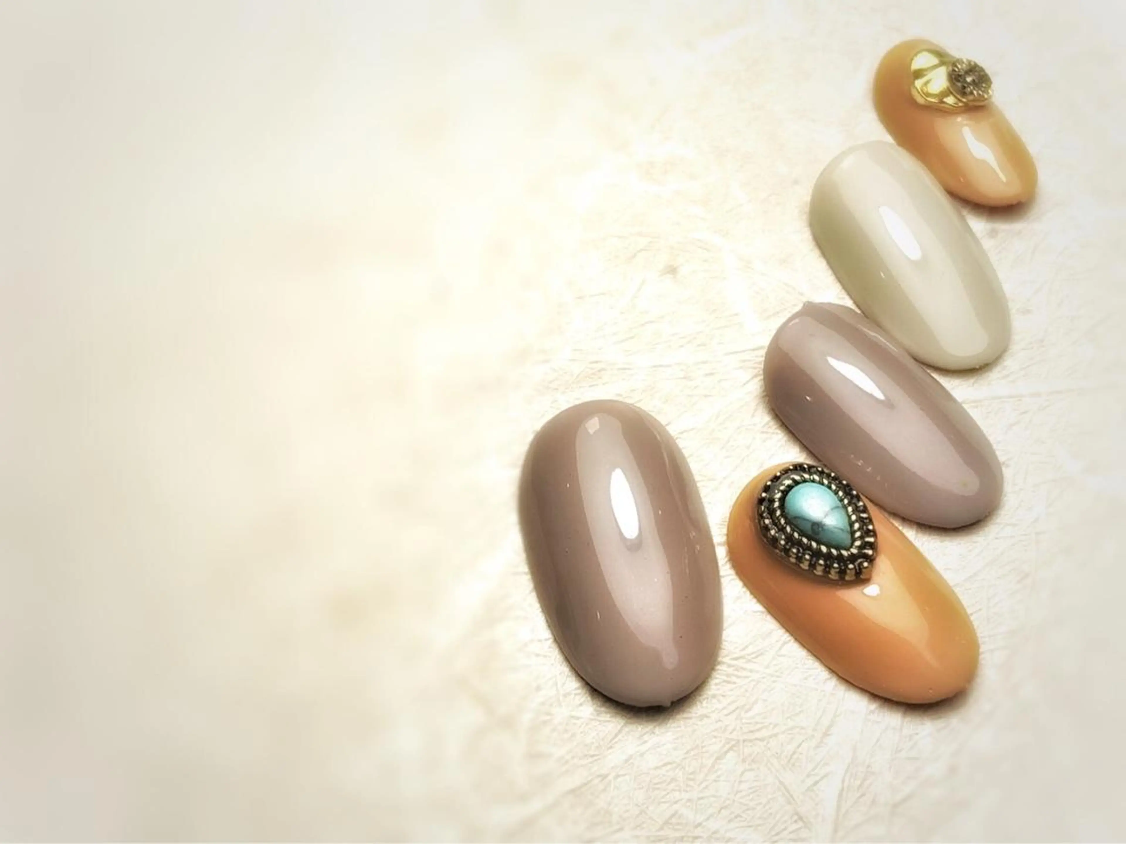 ネイル Salute本店 🦋仲原里佳のネイルデザイン