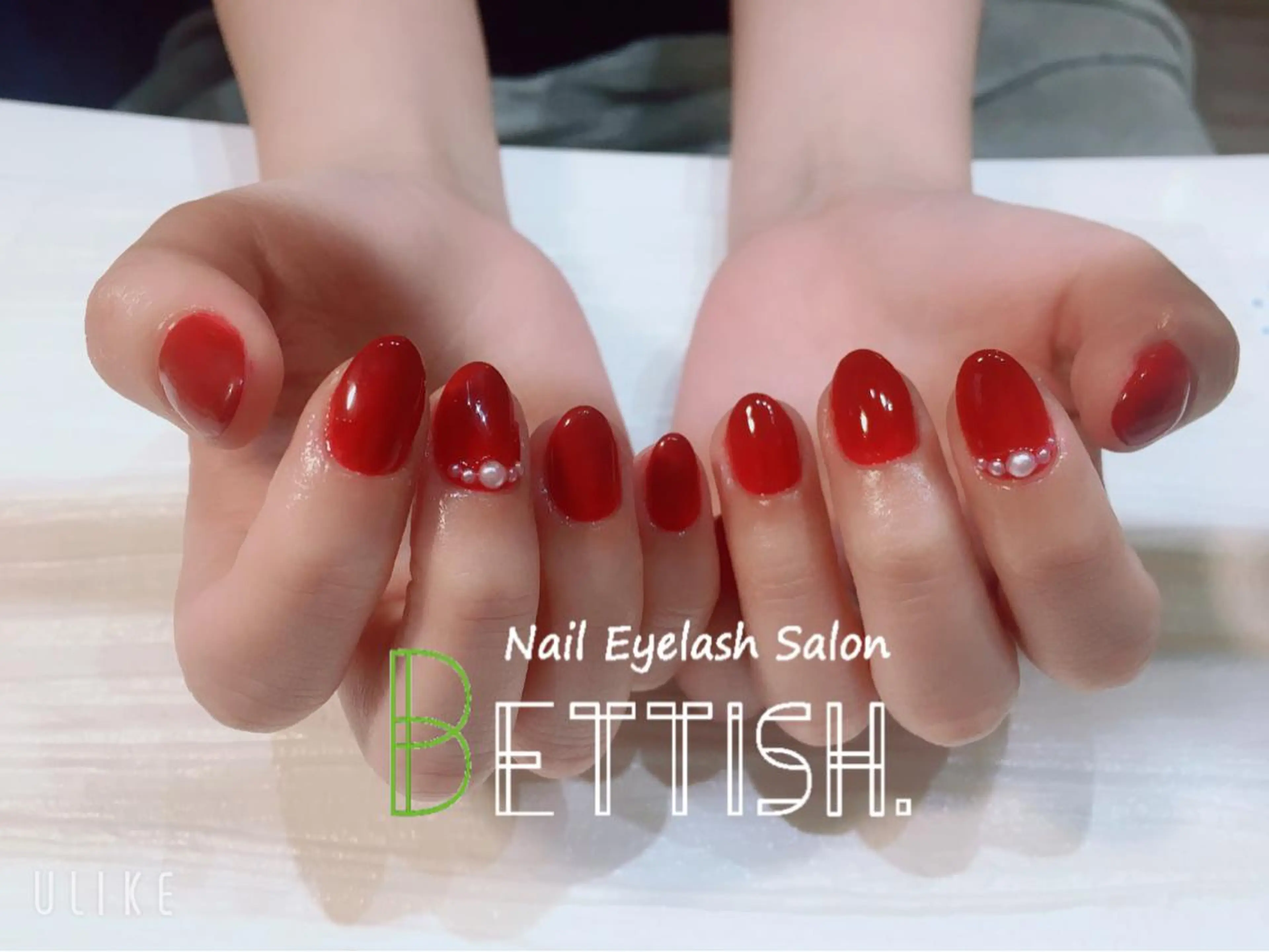 ネイル ワンカラーネイル 赤色 BETTISH. KUMIKO☺︎︎のネイルデザイン