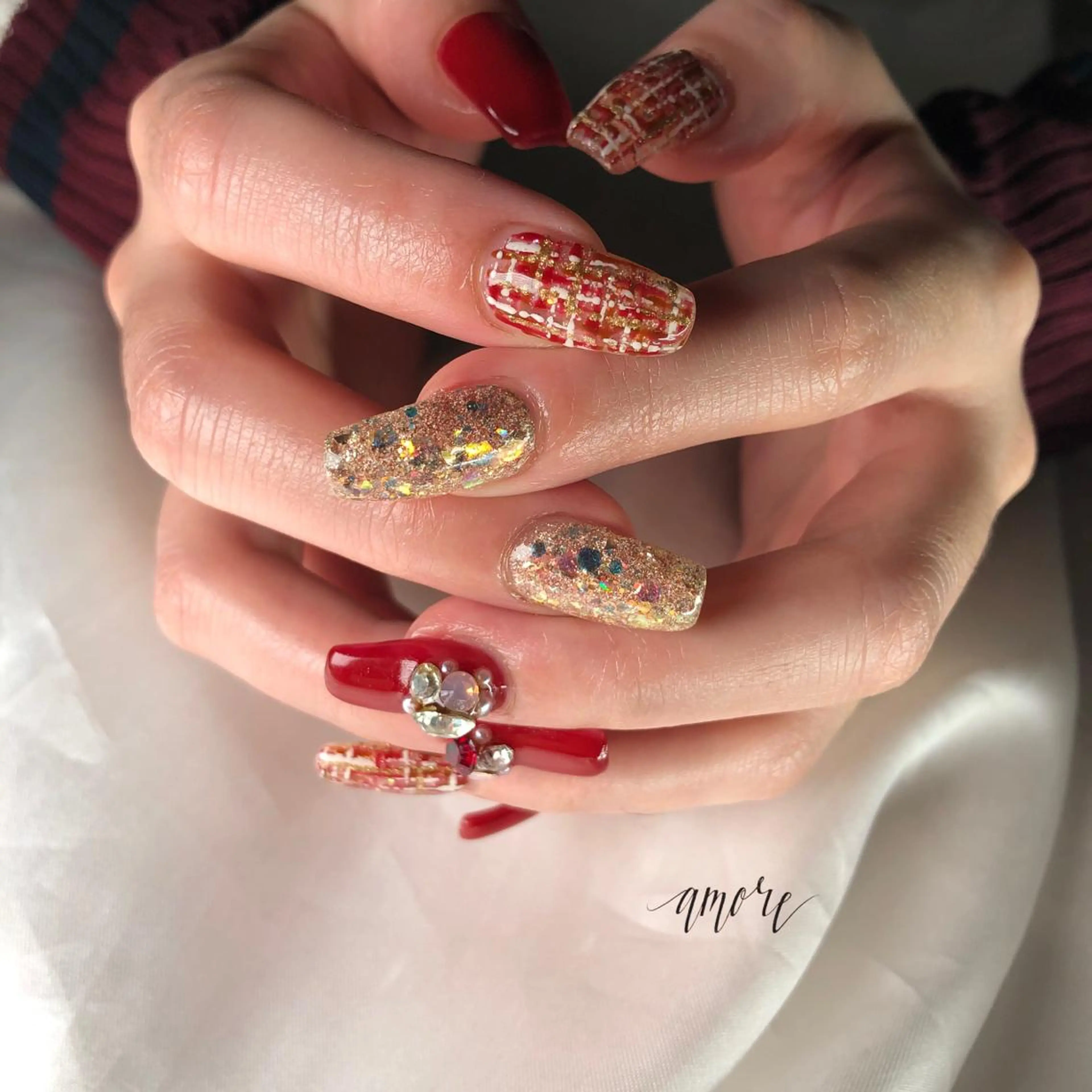 ネイル ジェルネイル 氷ネイル・うるうるネイル キラキラネイル マグネットネイル ミラーネイル You kyehwaのネイルデザイン