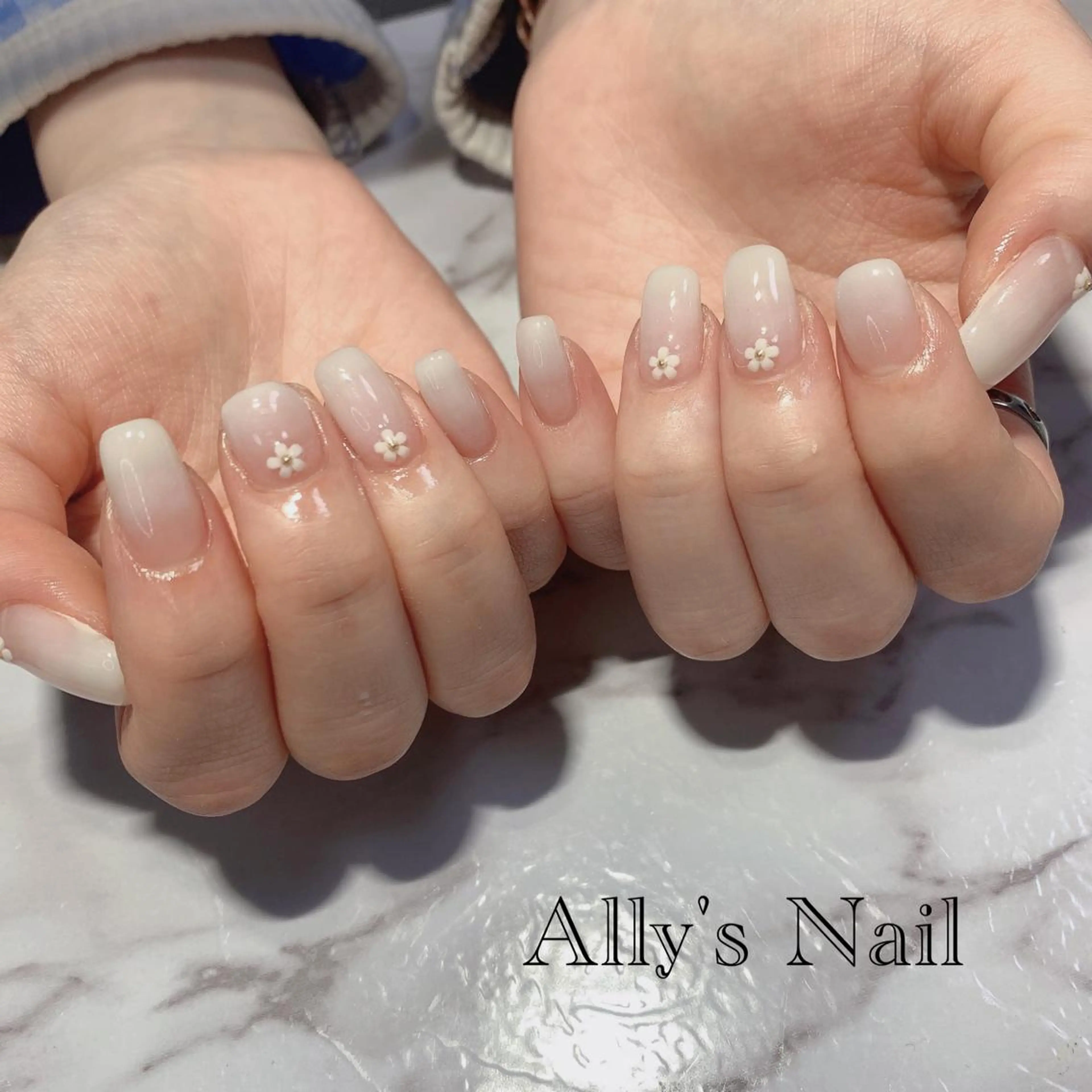ネイル Ally's Nailのネイルデザイン
