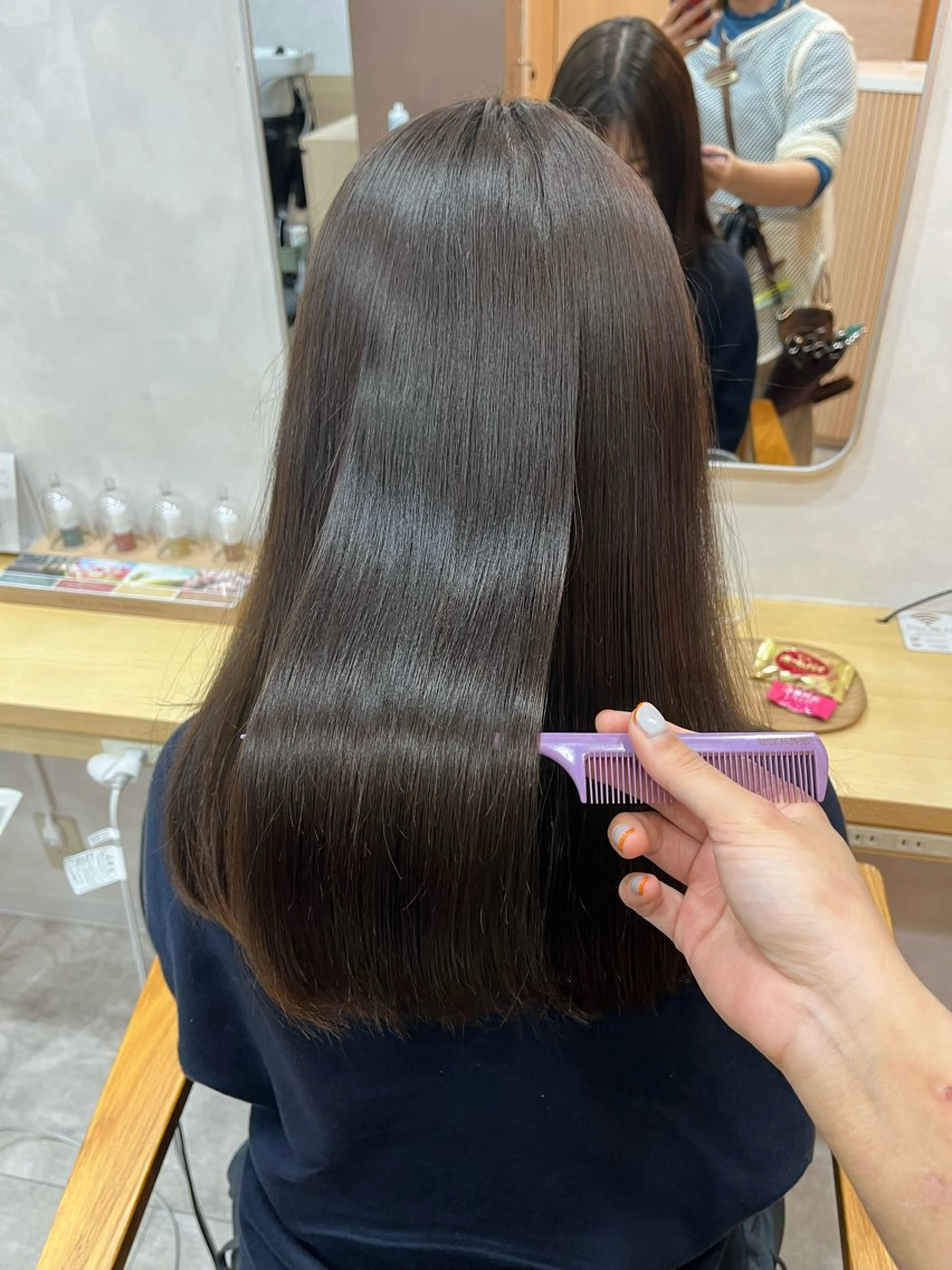 セミロング カラー ブリーチ ダブルカラー エドルカラー インナーカラー ブリーチなしカラー 縮毛矯正 トリートメント 髪質改善/レイヤー/ ボブ/磯野史歩のヘアスタイル