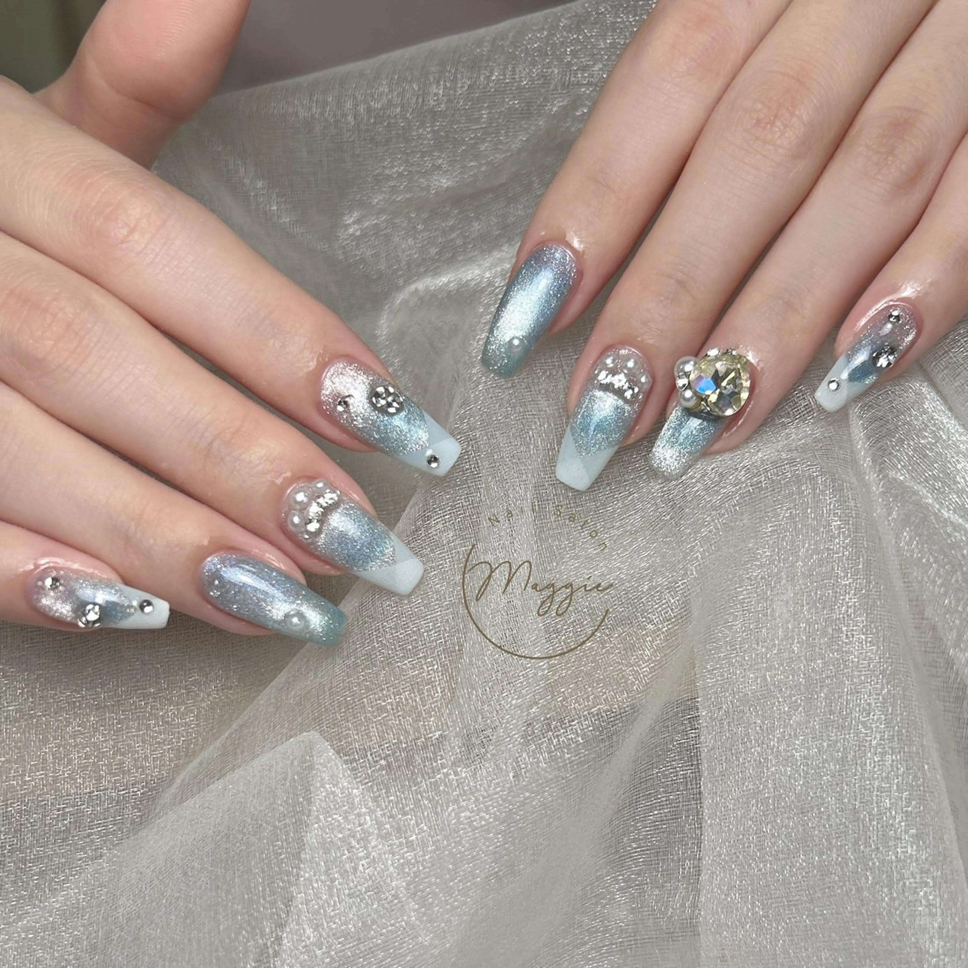 ネイル Maggie Nail🦩のネイルデザイン