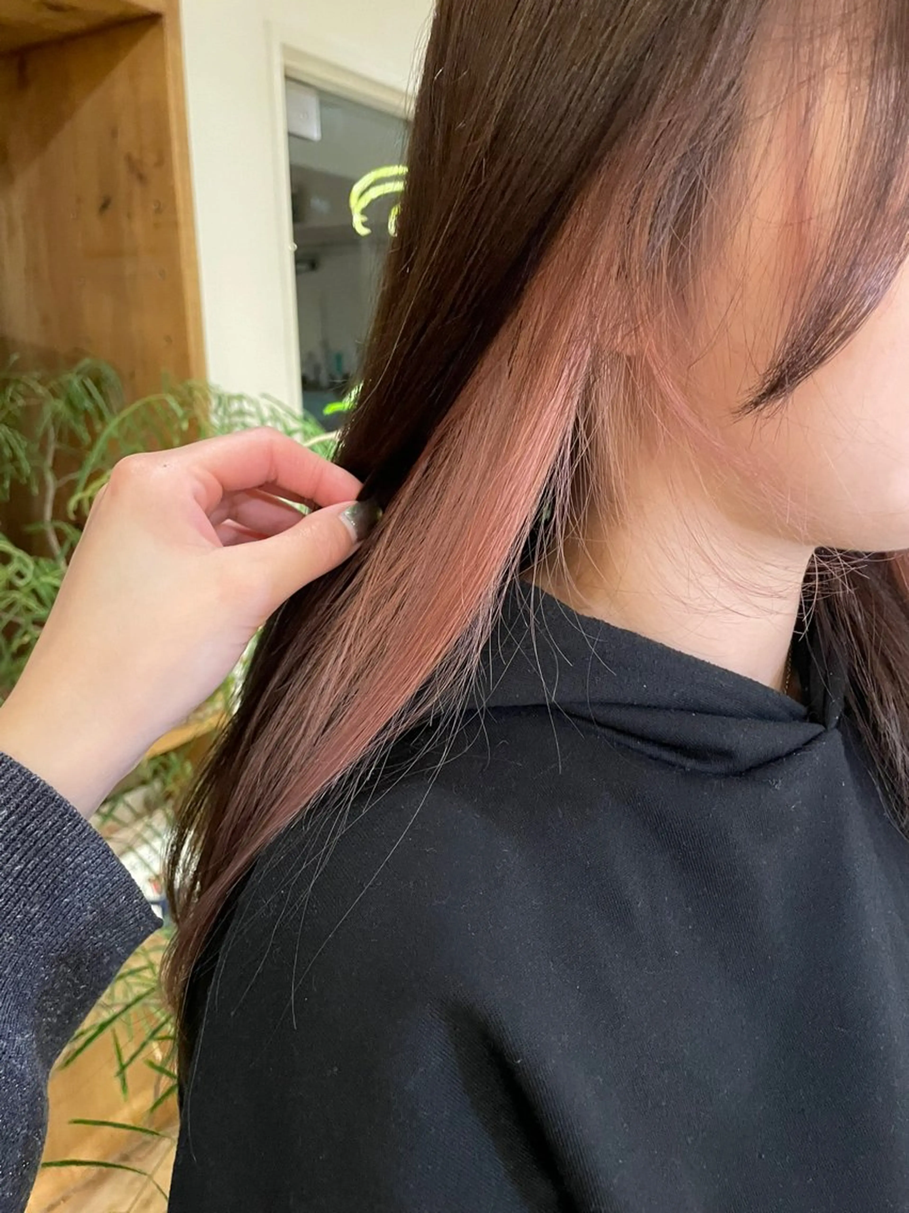 ロング カラー ピンクカラー ヘアカラー トリートメント 透明感カラー🫧/ レイヤー/髪質改善のヘアスタイル