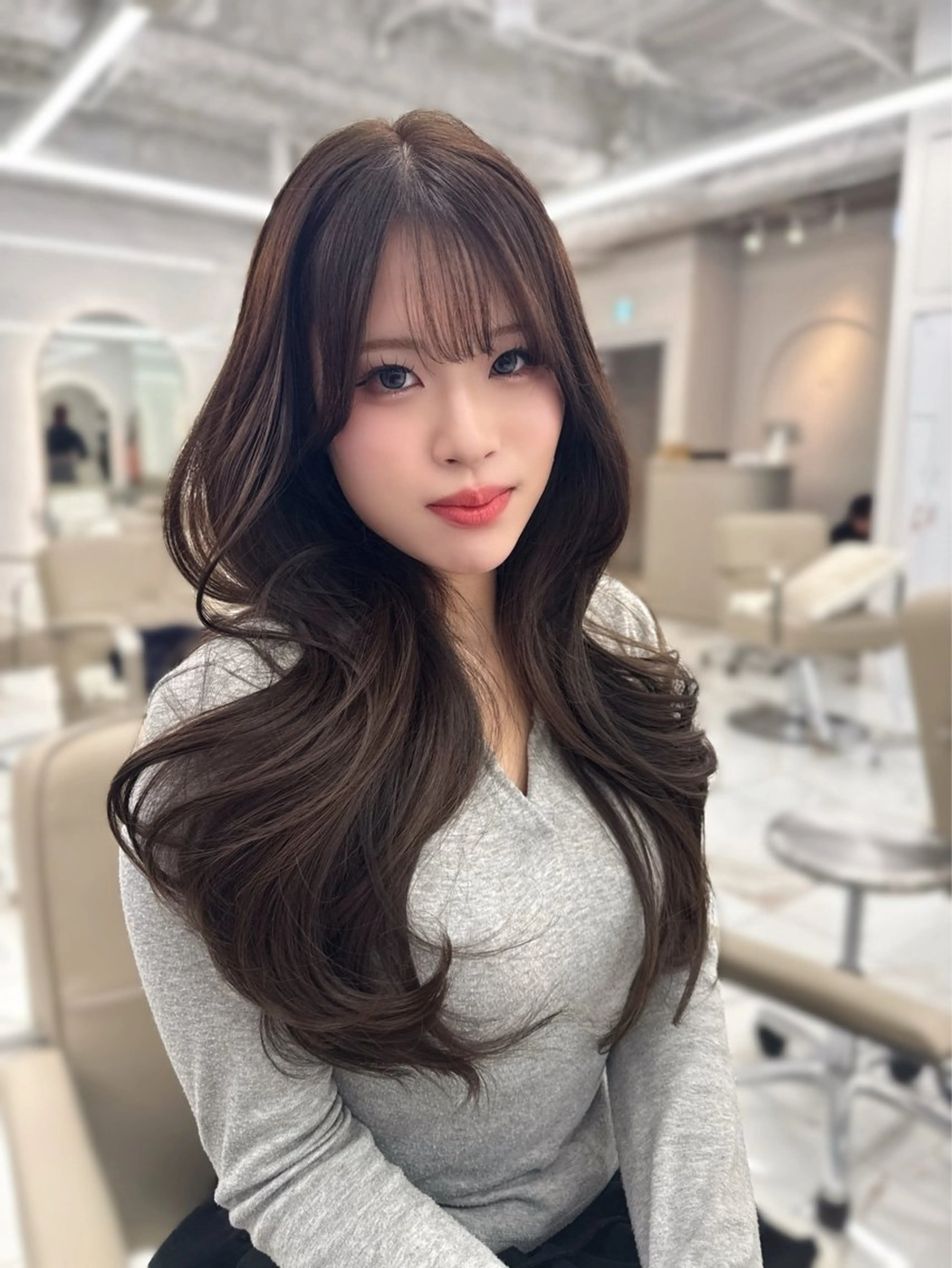 ロング カラー ベージュカラー レイヤーカット カット ヘアカラー トリートメント kiti SAKAE所属・シュンヤ韓国レイヤー /暖色カラーのヘアスタイル