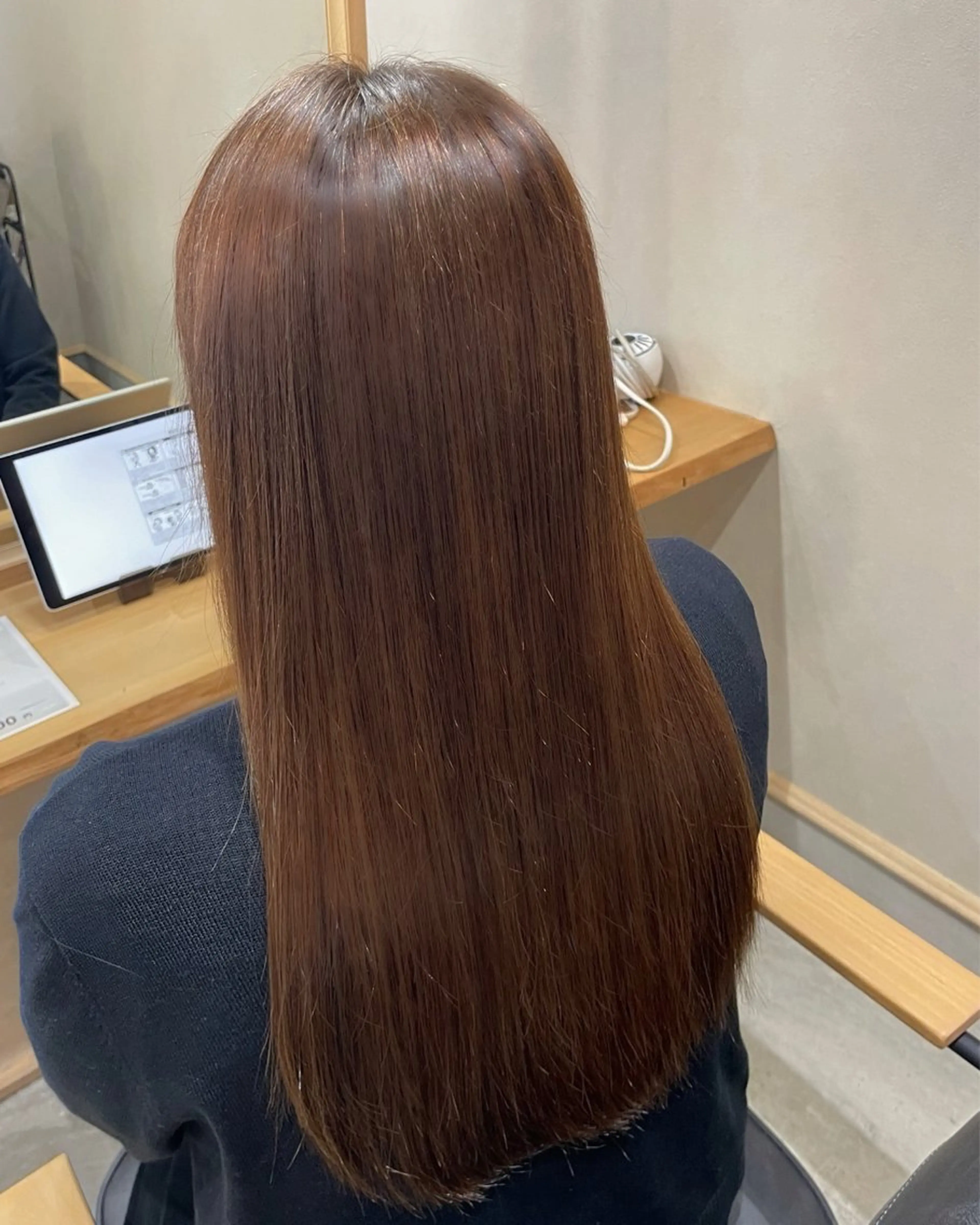 ロング 縮毛矯正 酸性ストレート BASE hair所属・risa / base hairのヘアスタイル