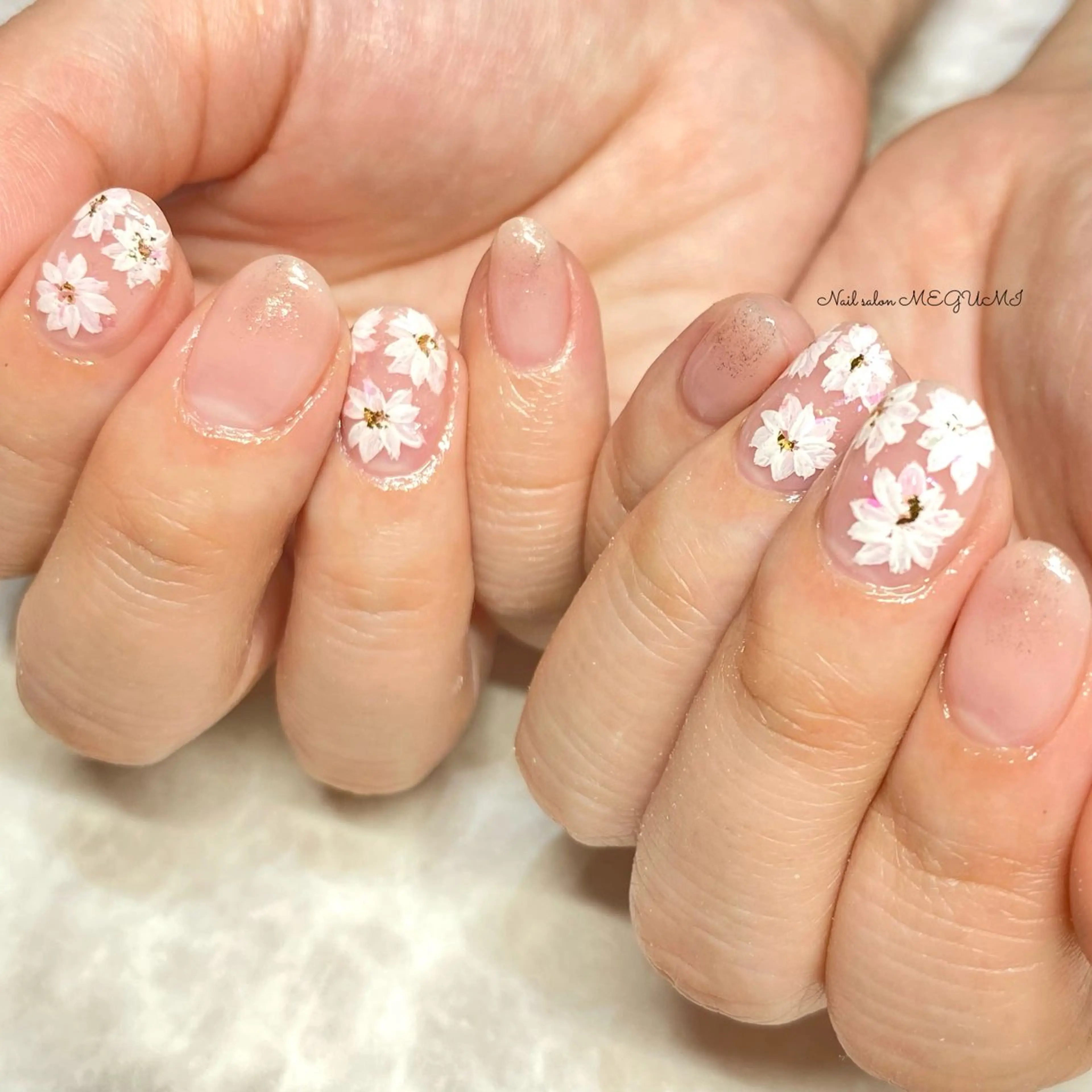 ネイル ゴージャス 持ち込み Nail salon MEGUMIのネイルデザイン