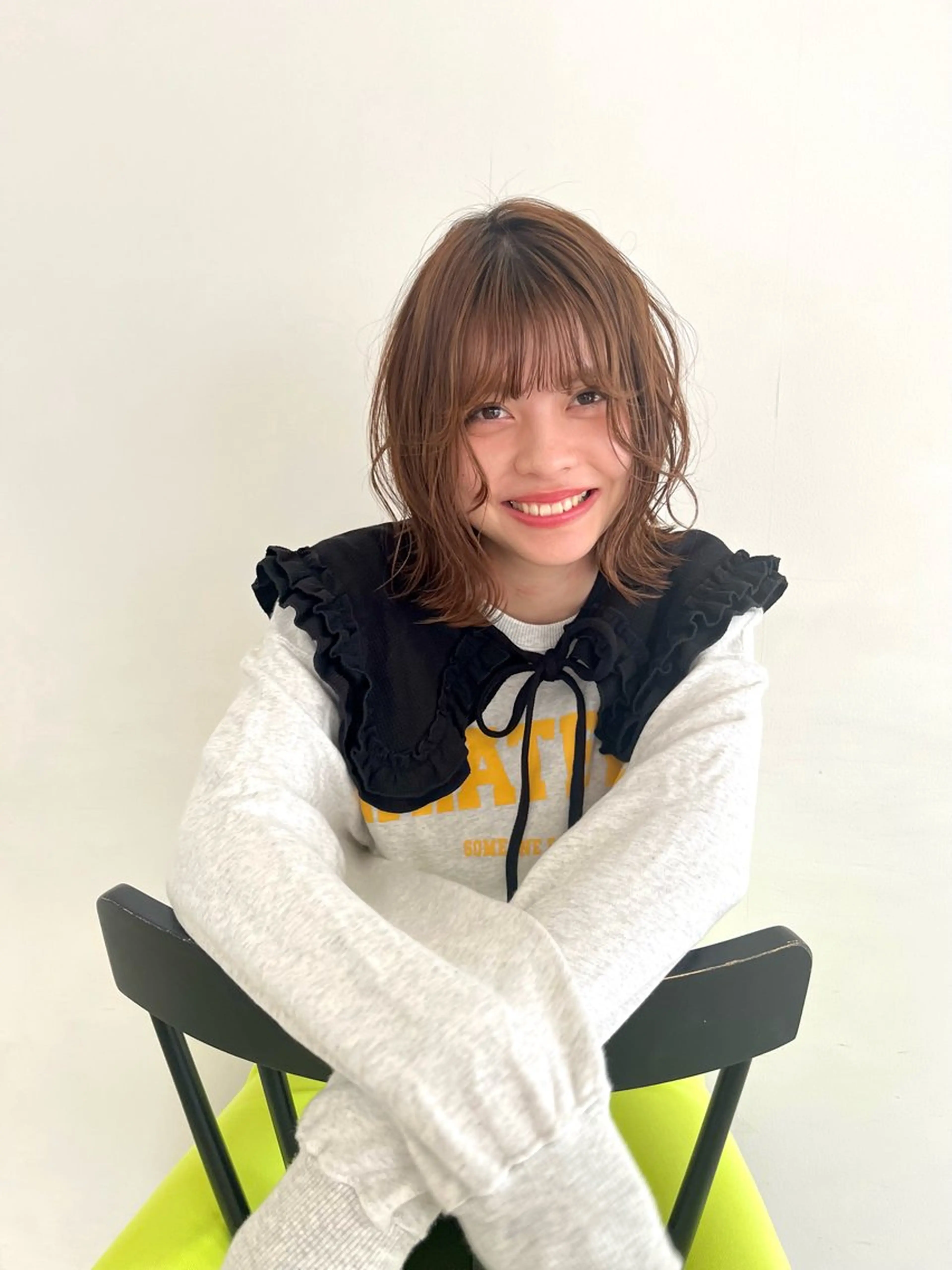 ミディアム ホラオク カナエのヘアスタイル