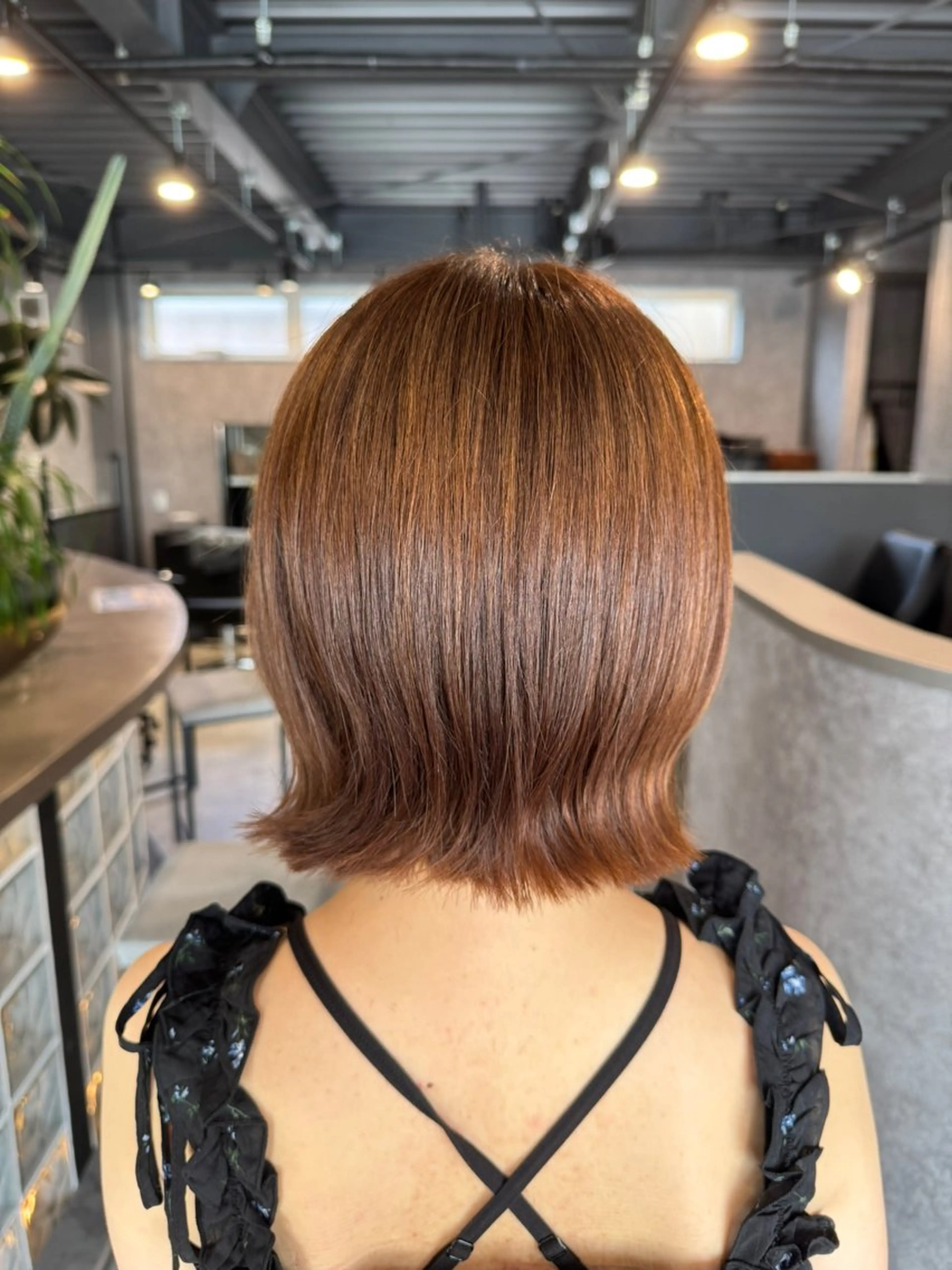 ミディアム ボブ 外ハネヘア ink Runaのヘアスタイル