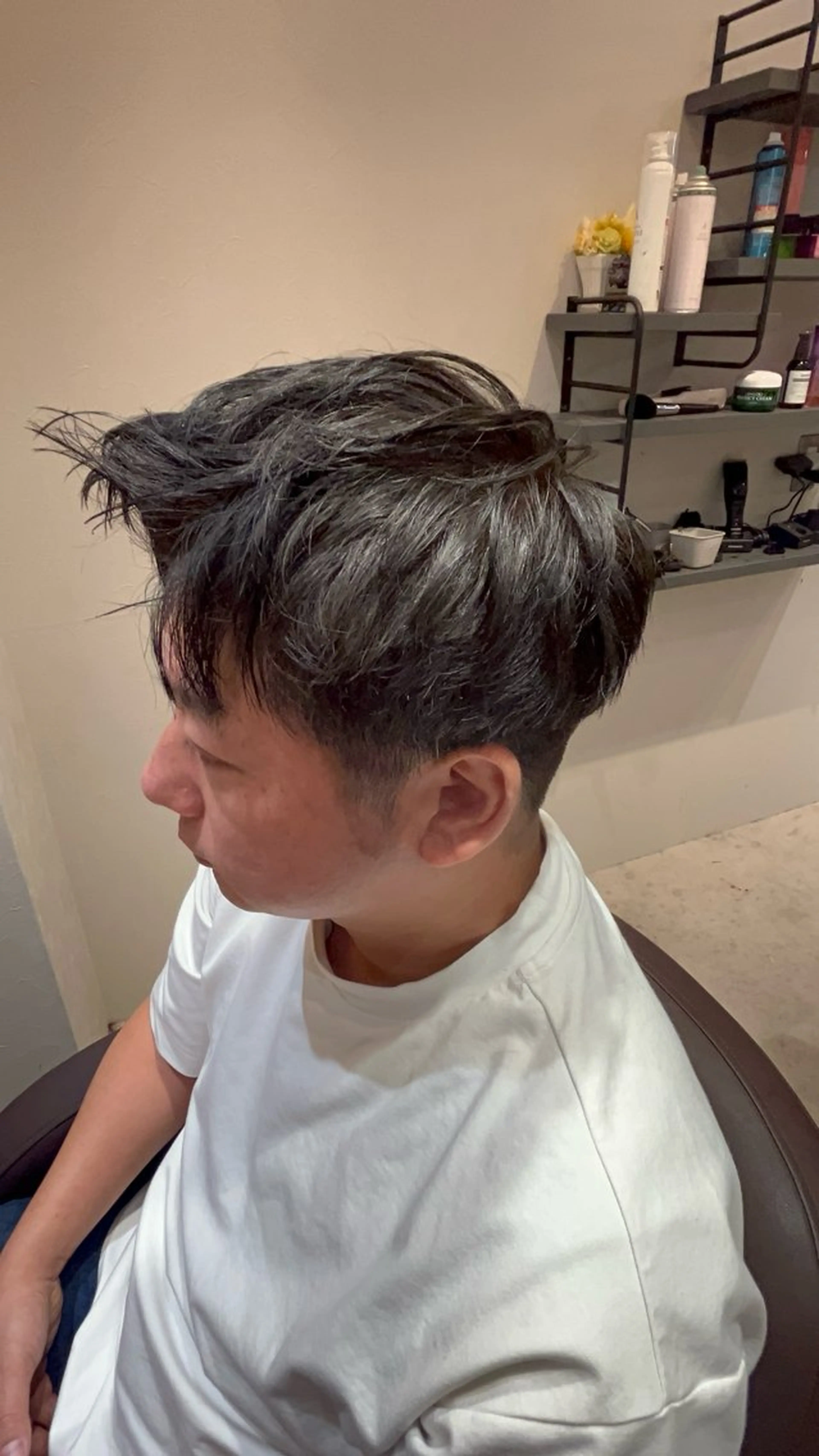 メンズ 刈り上げ カット 松山 康成のヘアスタイル