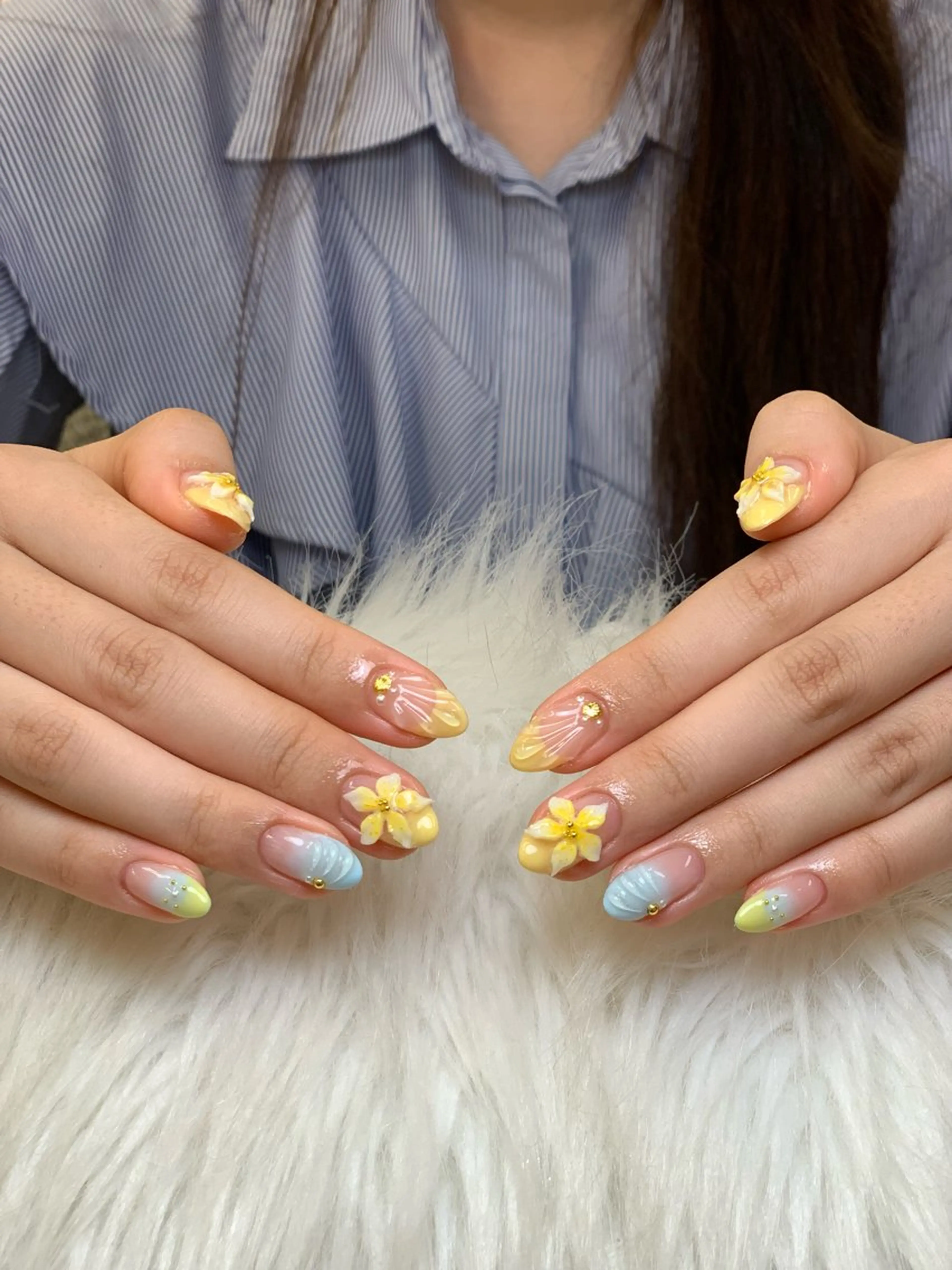 ネイル アートネイル 長さ出し ジェルネイル ニュアンスネイル ハンドネイル Cloudy Chan Nailのネイルデザイン