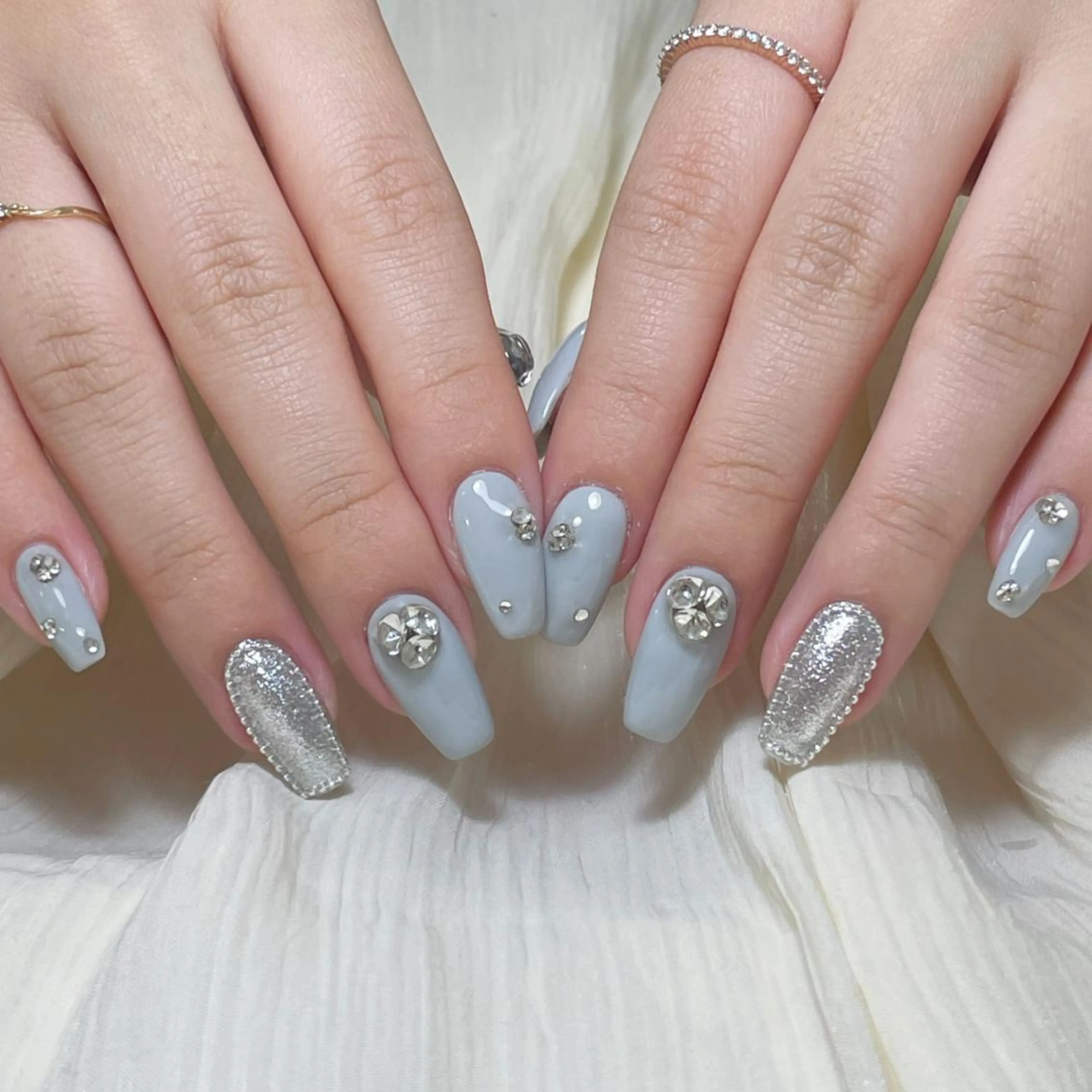 ネイル アートネイル オーロラネイル ガーリー キラキラネイル 韓国ネイル ハンドネイル DIAMOND 💅のネイルデザイン