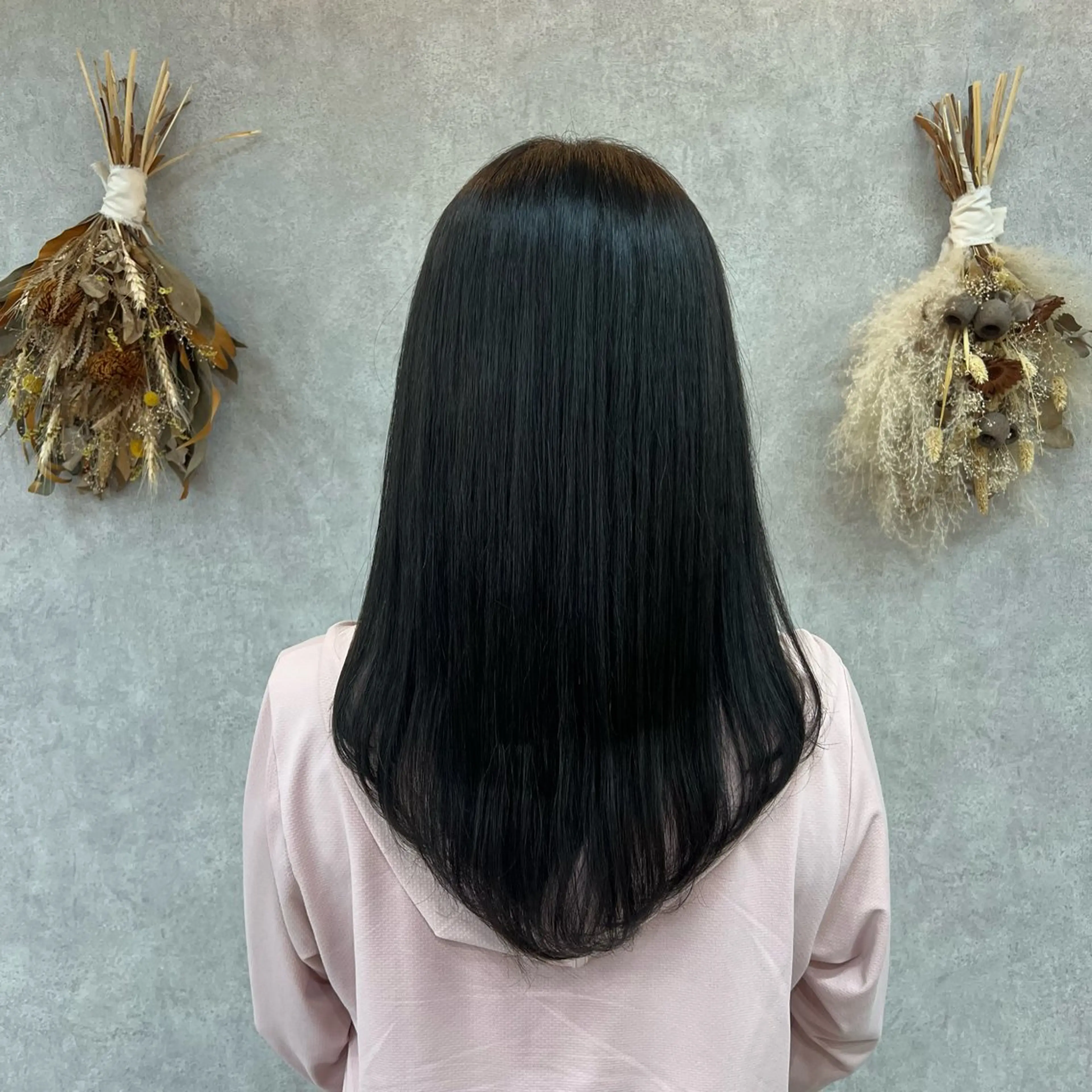 ロング カラー アッシュ 透明感カラー 松本 心雪🌱‬のヘアスタイル