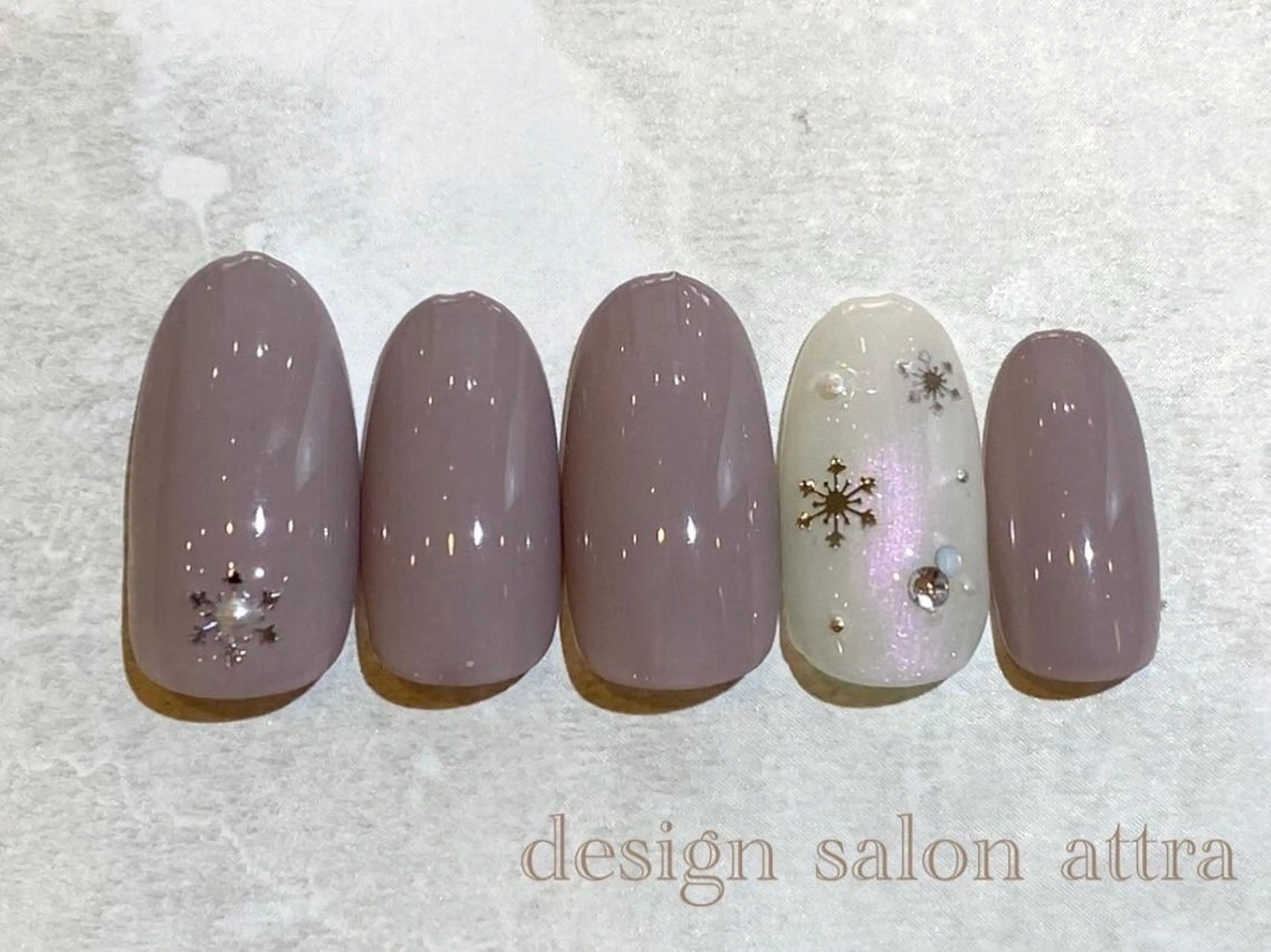 ネイル ハンドネイル デザインサロン attra 本八幡店のネイルデザイン