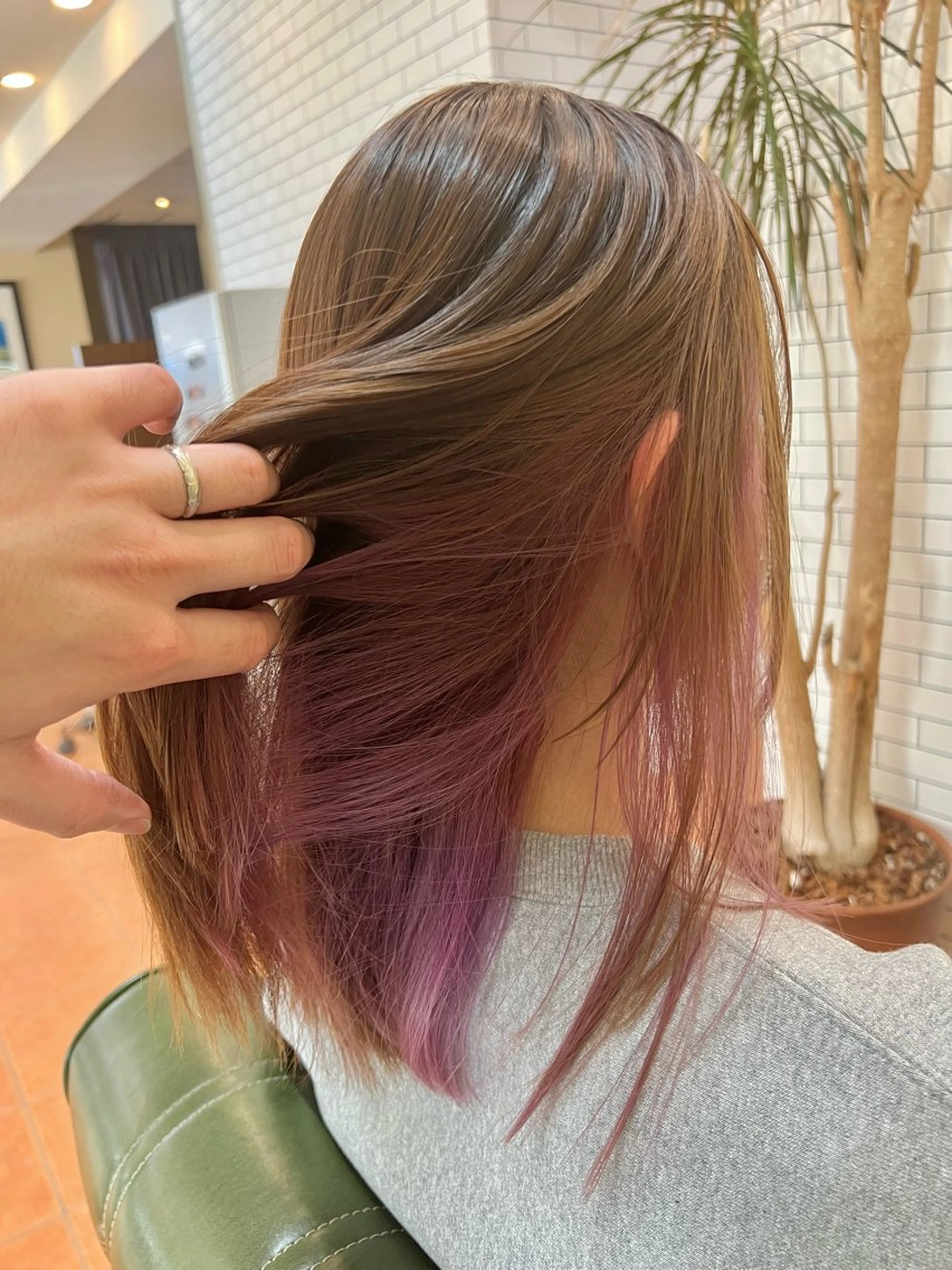 ミディアム カラー ヘアカラー トリートメント 石井 佑樹のヘアスタイル