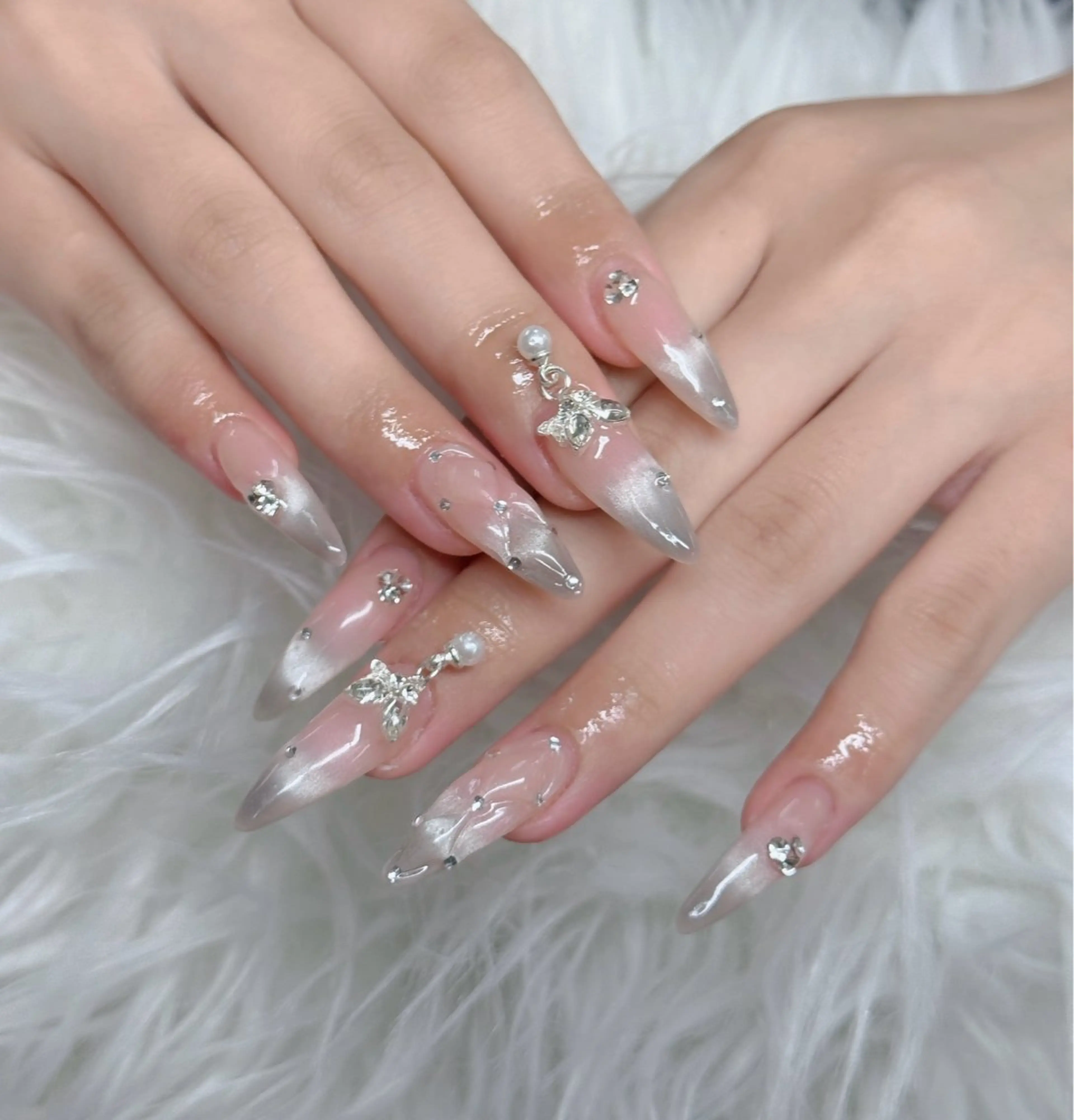 ネイル フットネイル フレンチネイル グラデーション 韓国ネイル ロングネイル Hani Nail Salonのネイルデザイン