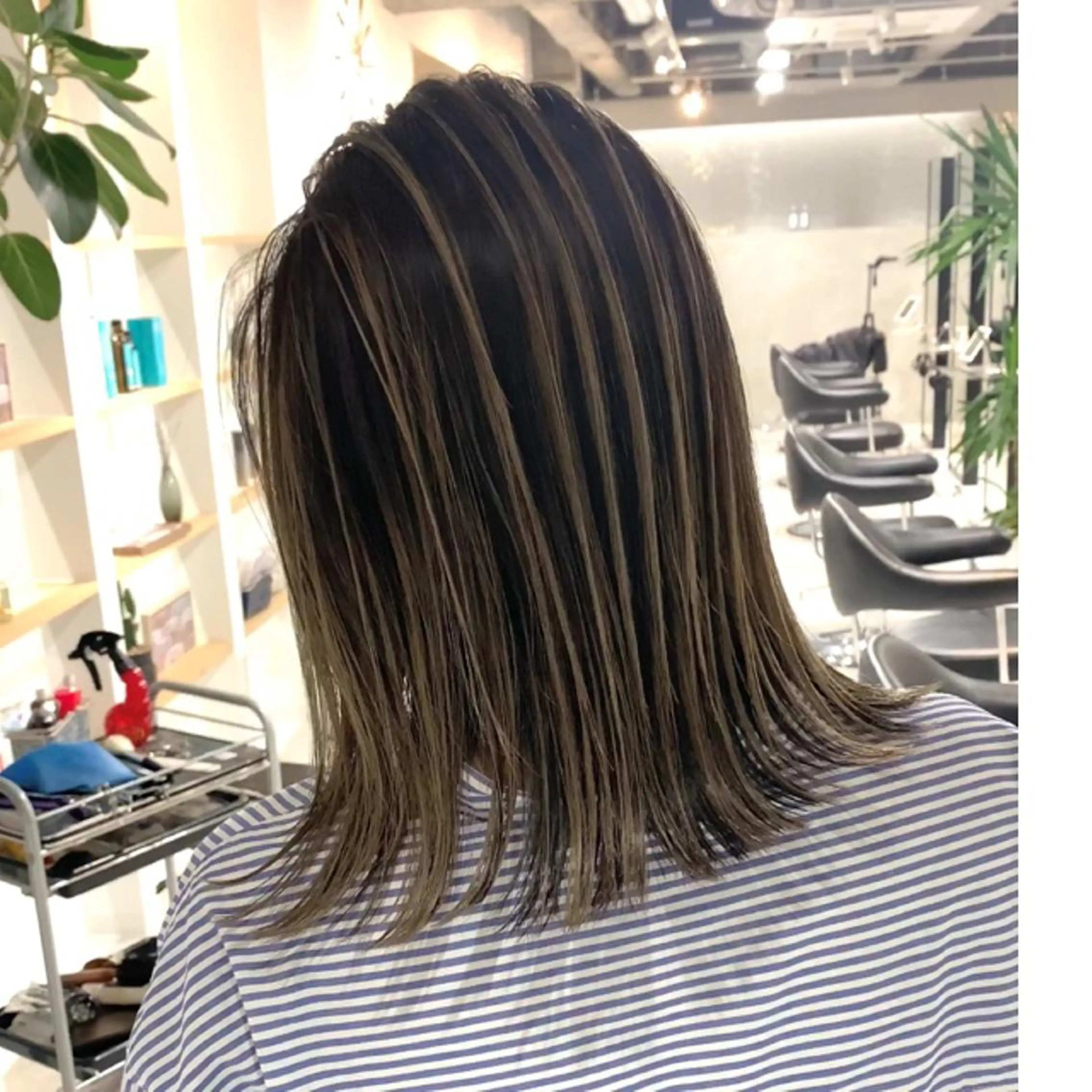 セミロング レイヤーカット ヘアカラー トリートメント 神戸でブリーチなら puty/レイヤーのヘアスタイル