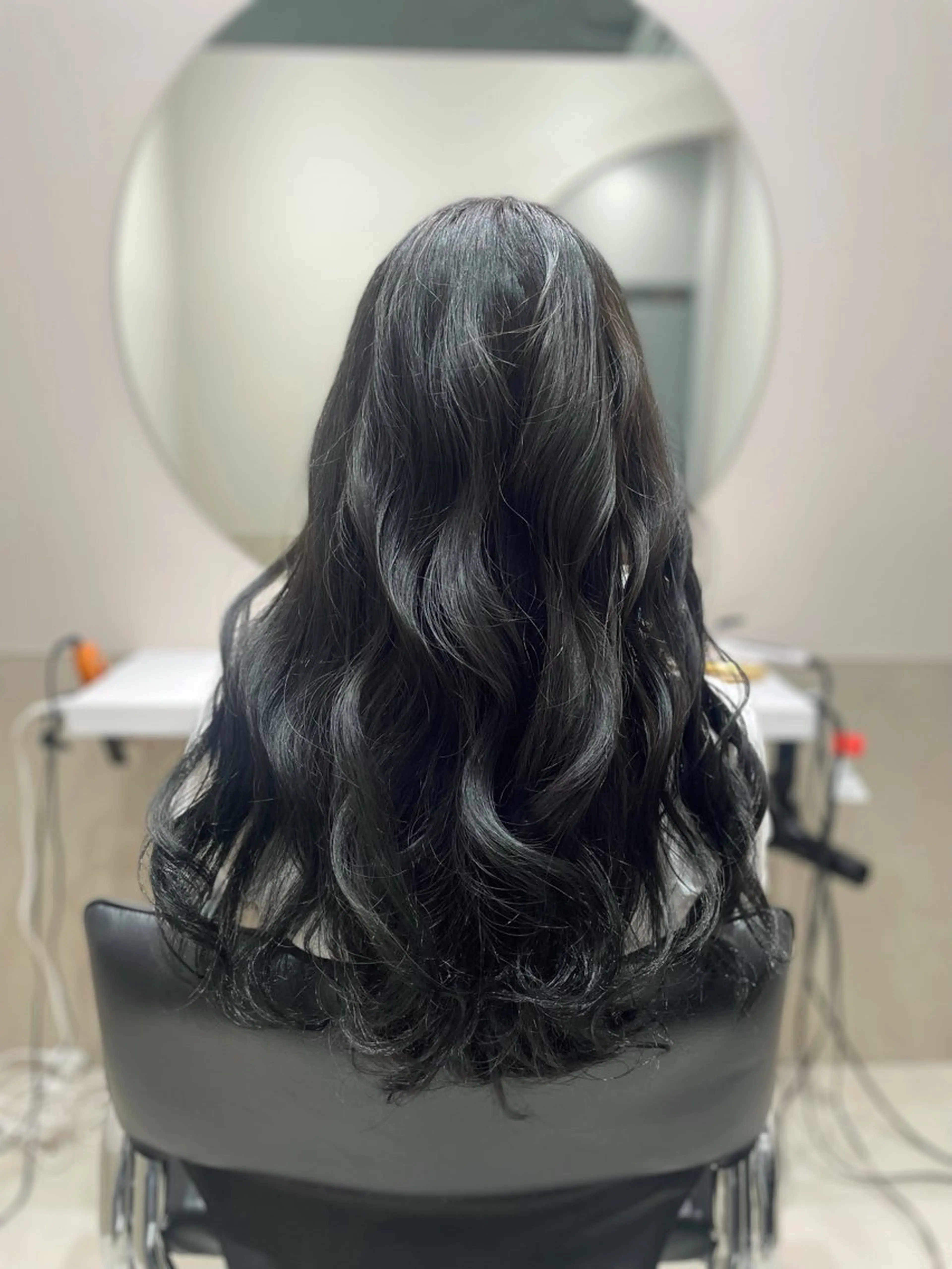 ロング カラー 佐野 えり奈のヘアスタイル