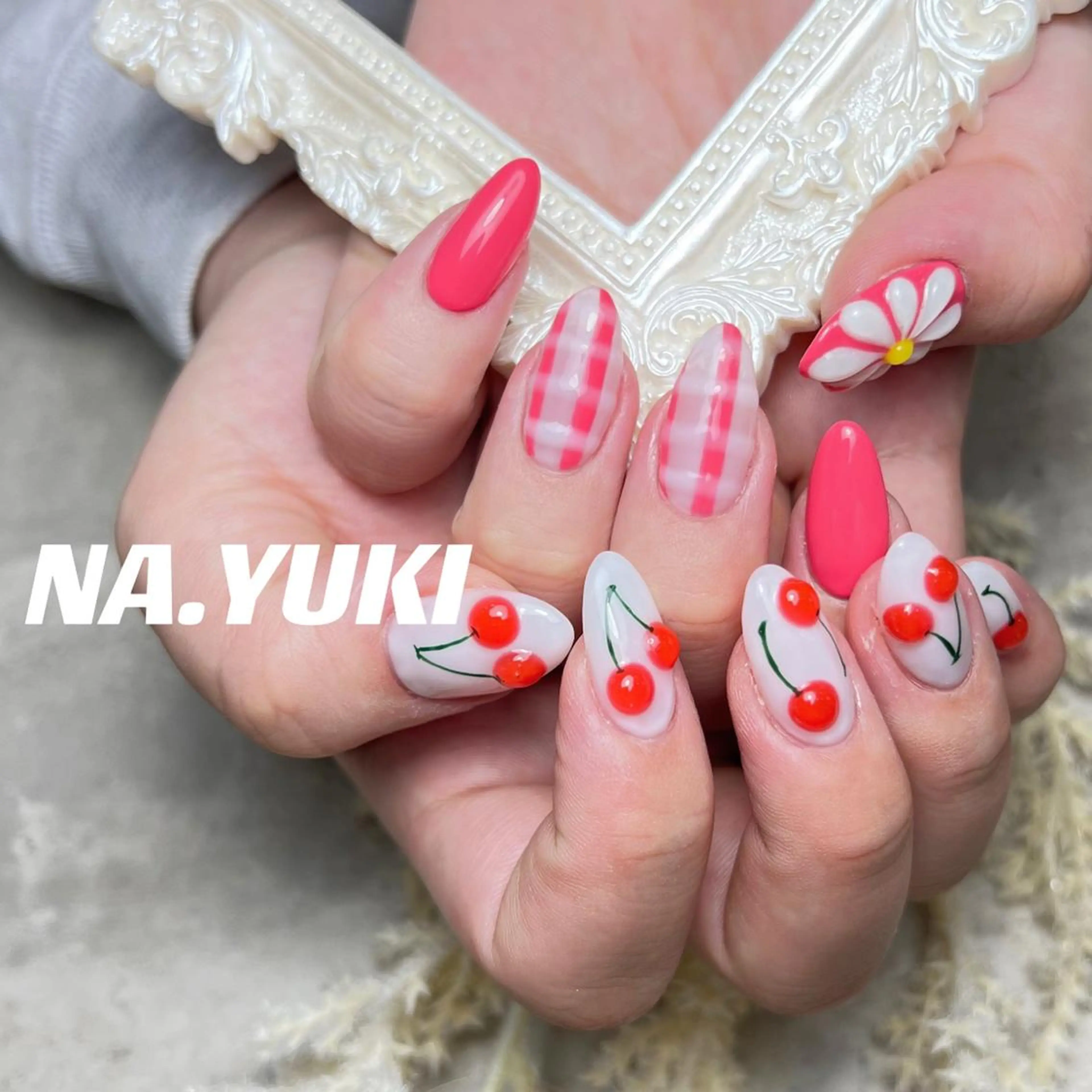 ネイル ハンドネイル ハンドケア ナユキNA.YUKI 池袋店のネイルデザイン