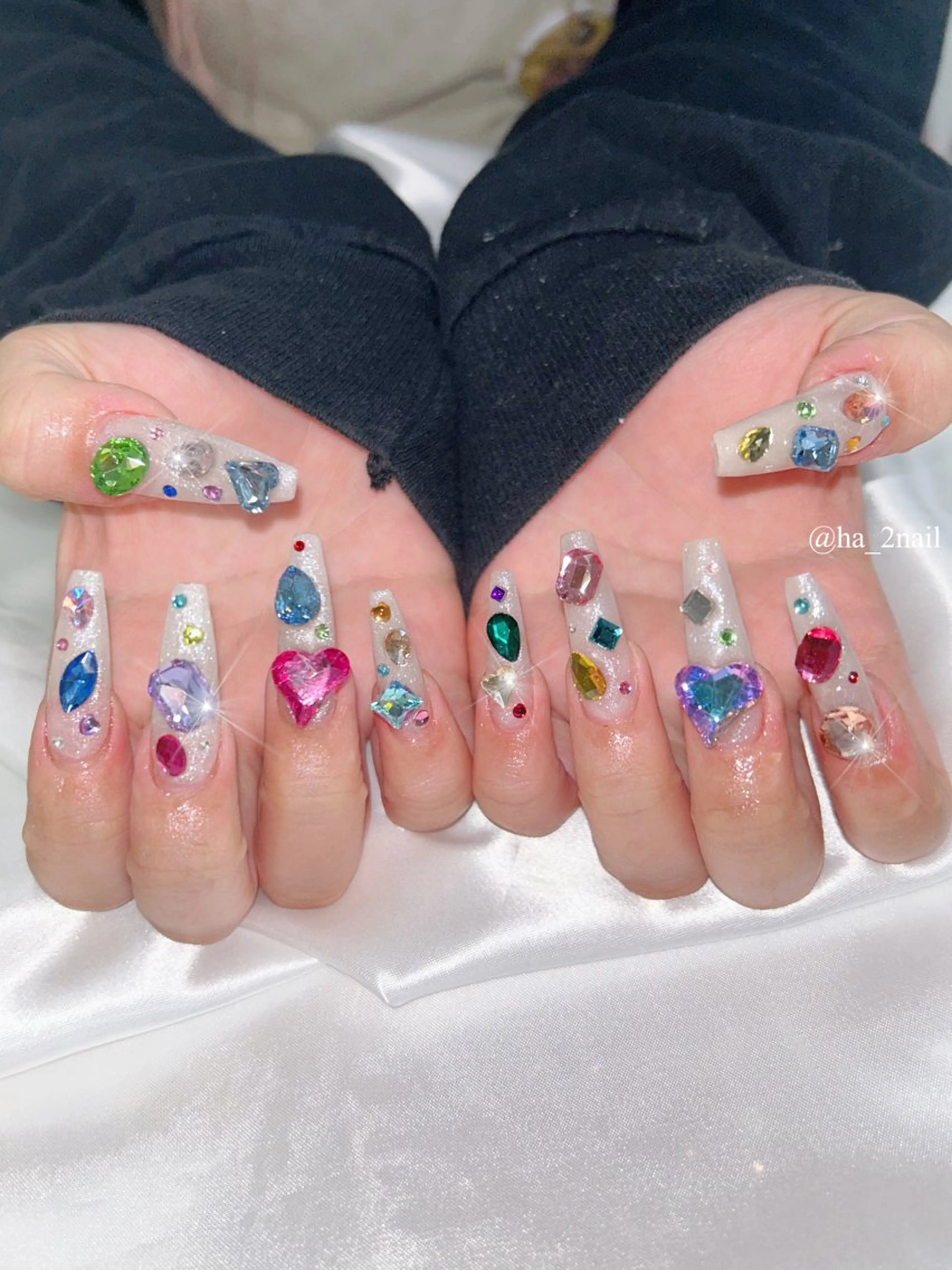 ネイル キラキラネイル NAIL and EYELASH ALPHA.所属・ALPHA. 姫繇のネイルデザイン