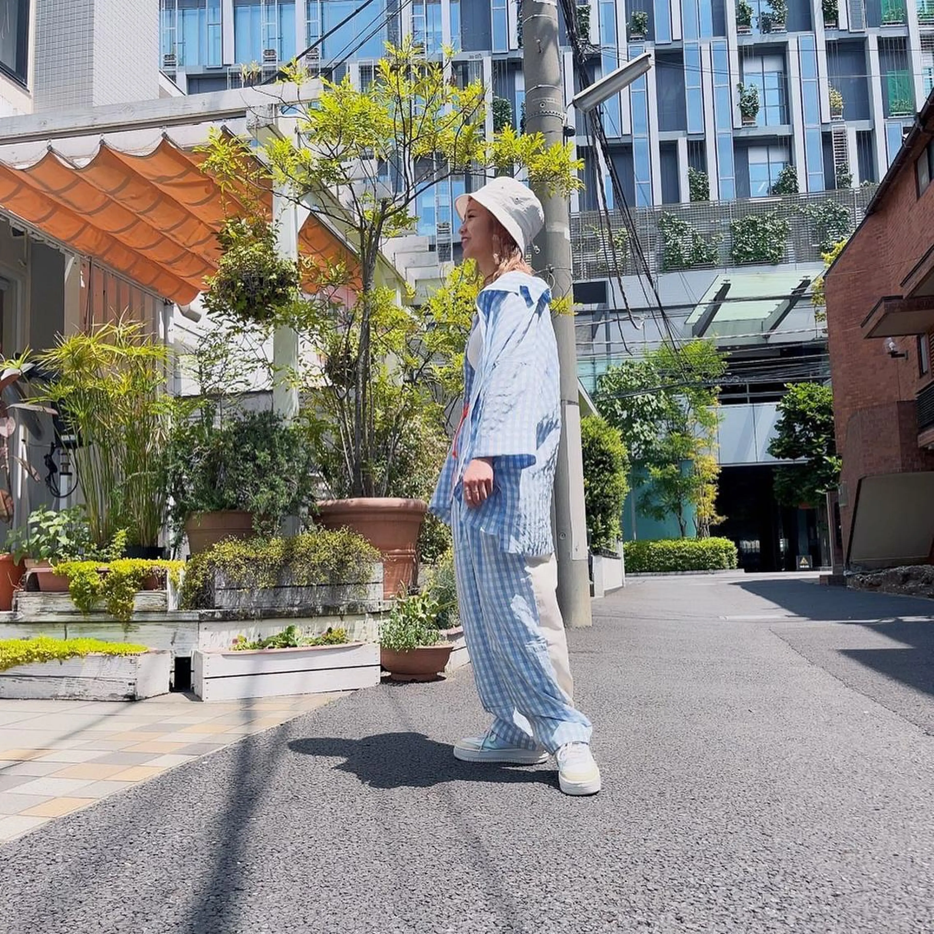 ミディアム カラー ヘアアレンジ ベージュカラー グラデーションカラー ハイライトカラー ミルクティーベージュ ピンクカラー 韓国/髪質改善💘 櫻井かれんのヘアスタイル