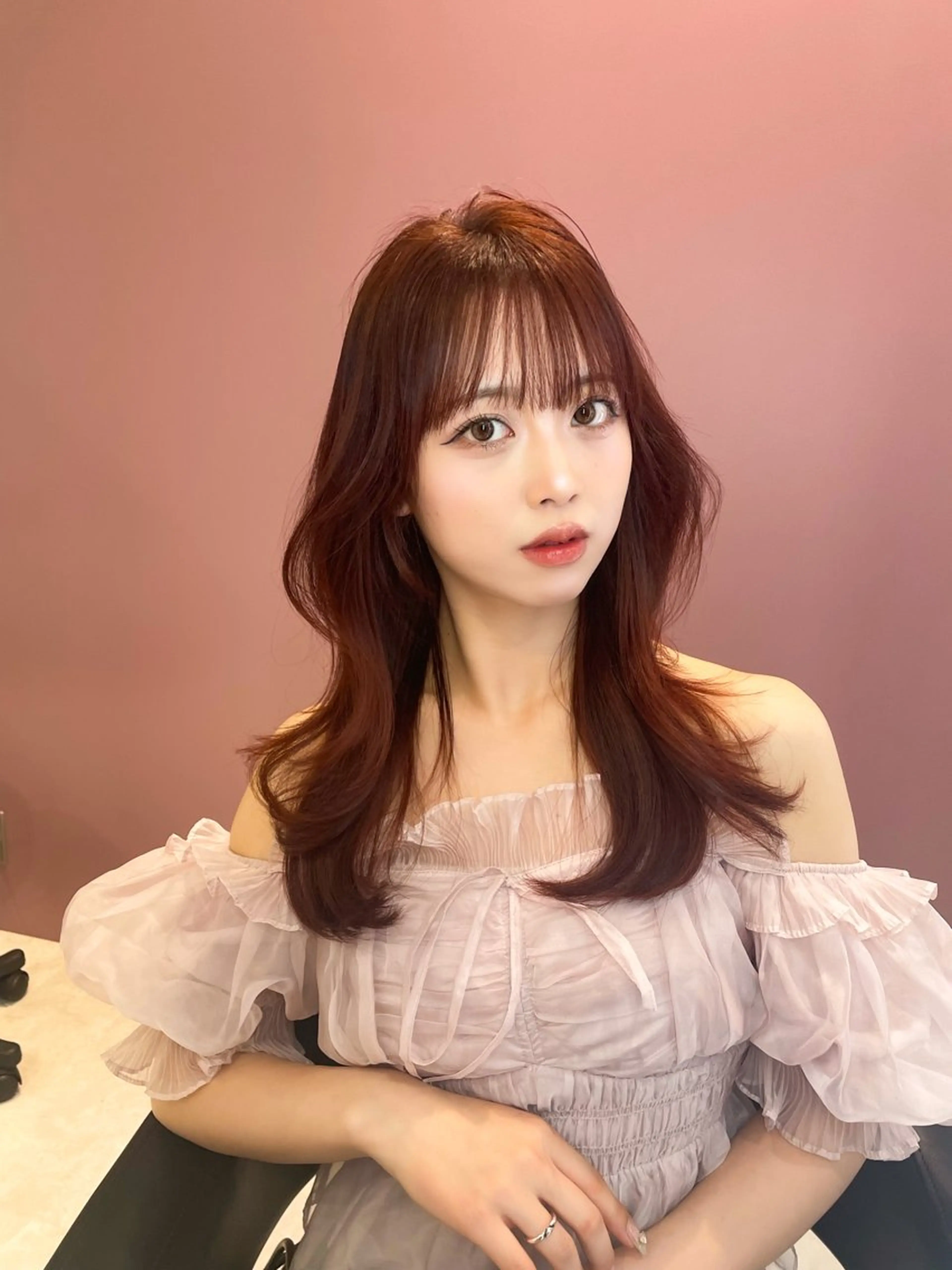 セミロング カット ヘアカラー 韓国ヘア🇰🇷 YURIYAのヘアスタイル