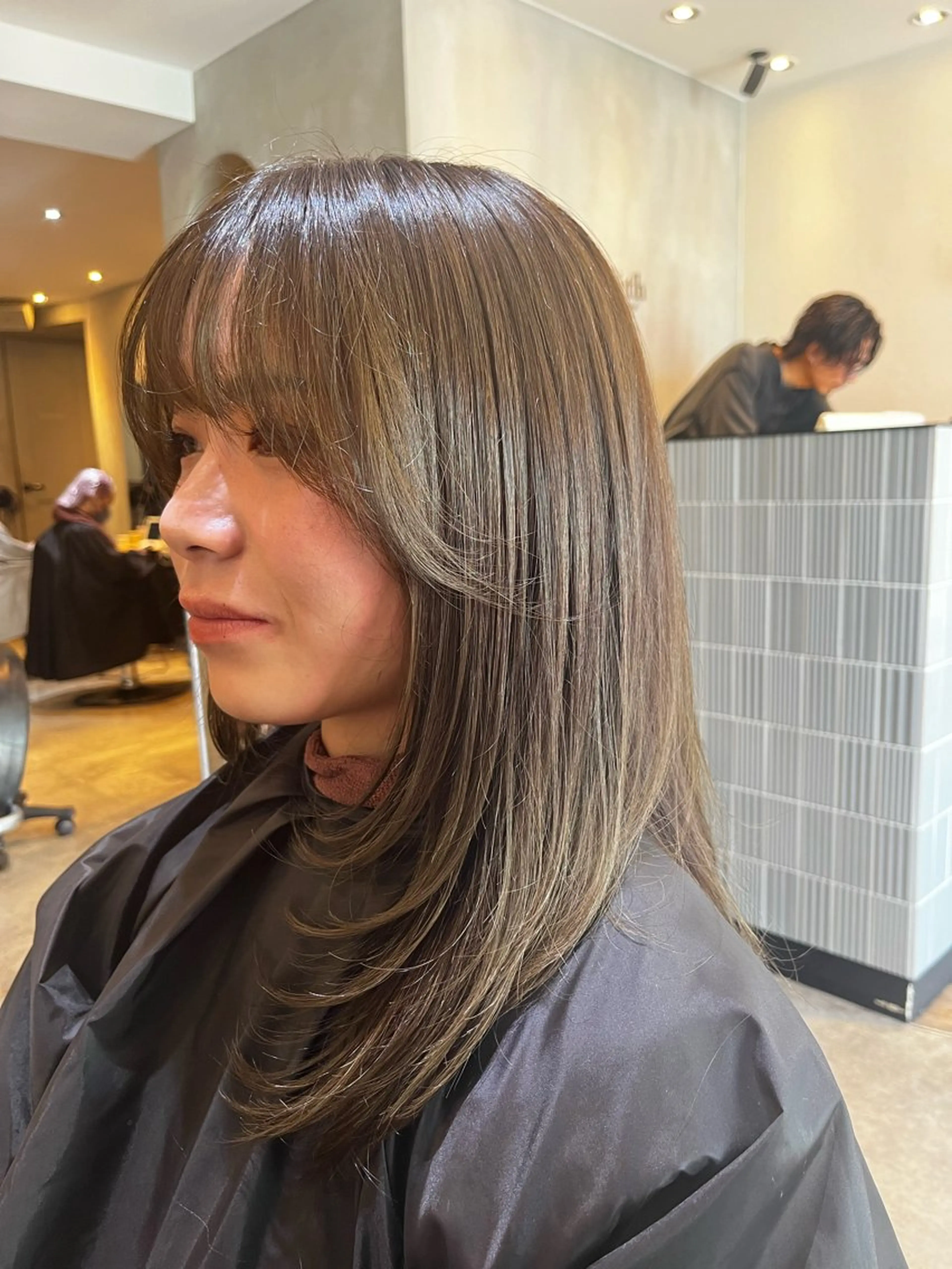 ロング カラー ケアカラー 透明感カラー 髪質改善 レイヤーカット トリートメント カット ヘアカラー トリートメント ラフィスヘアードープ所属・👑髪質改善wカラー /ハイトーン/アユカのヘアスタイル