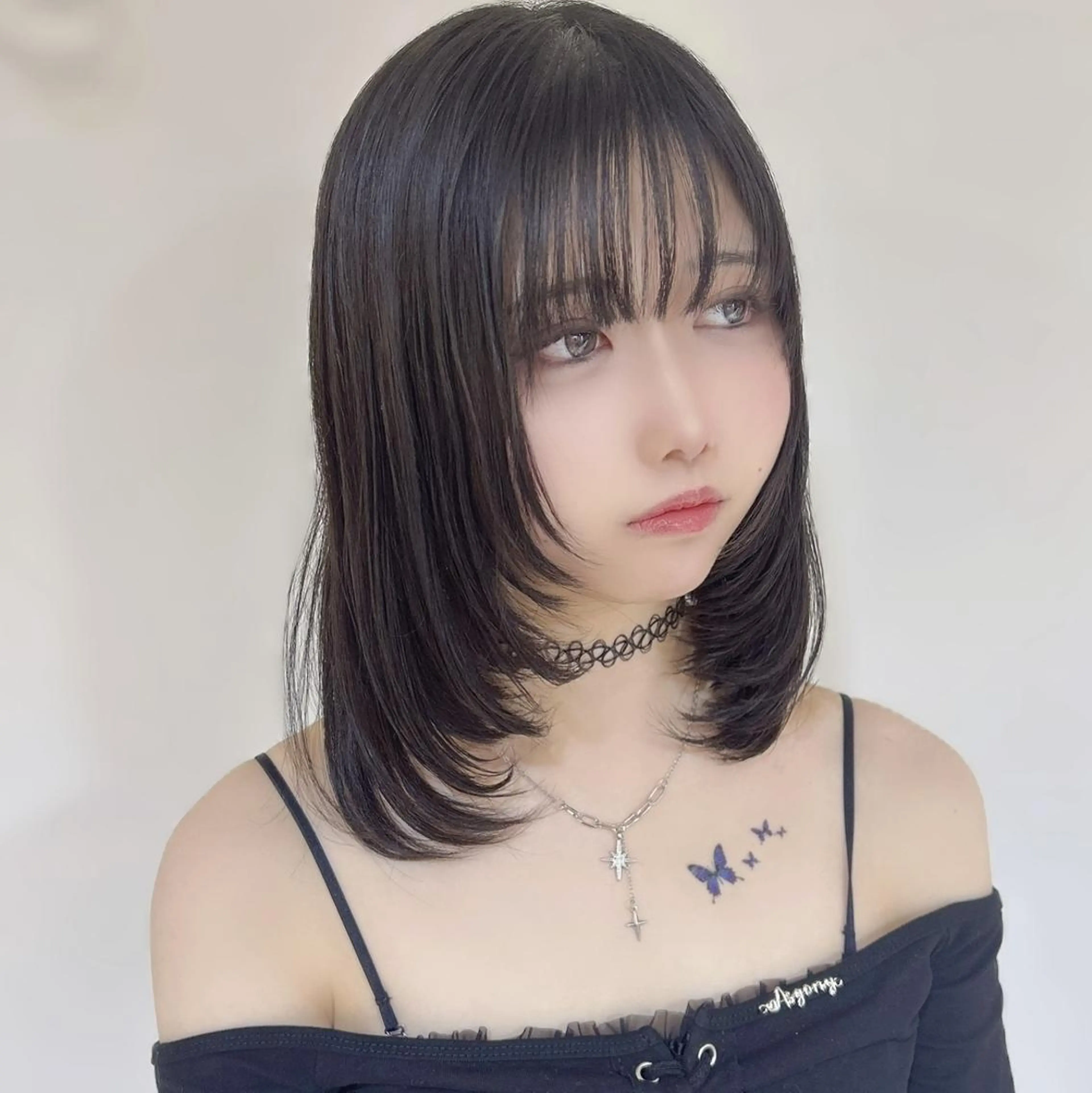 ミディアム ミディアムレイヤー 顔まわりレイヤー 韓国風ヘア レイヤーカット カット Halo/長居美容室 似合わせカット/ロキのヘアスタイル