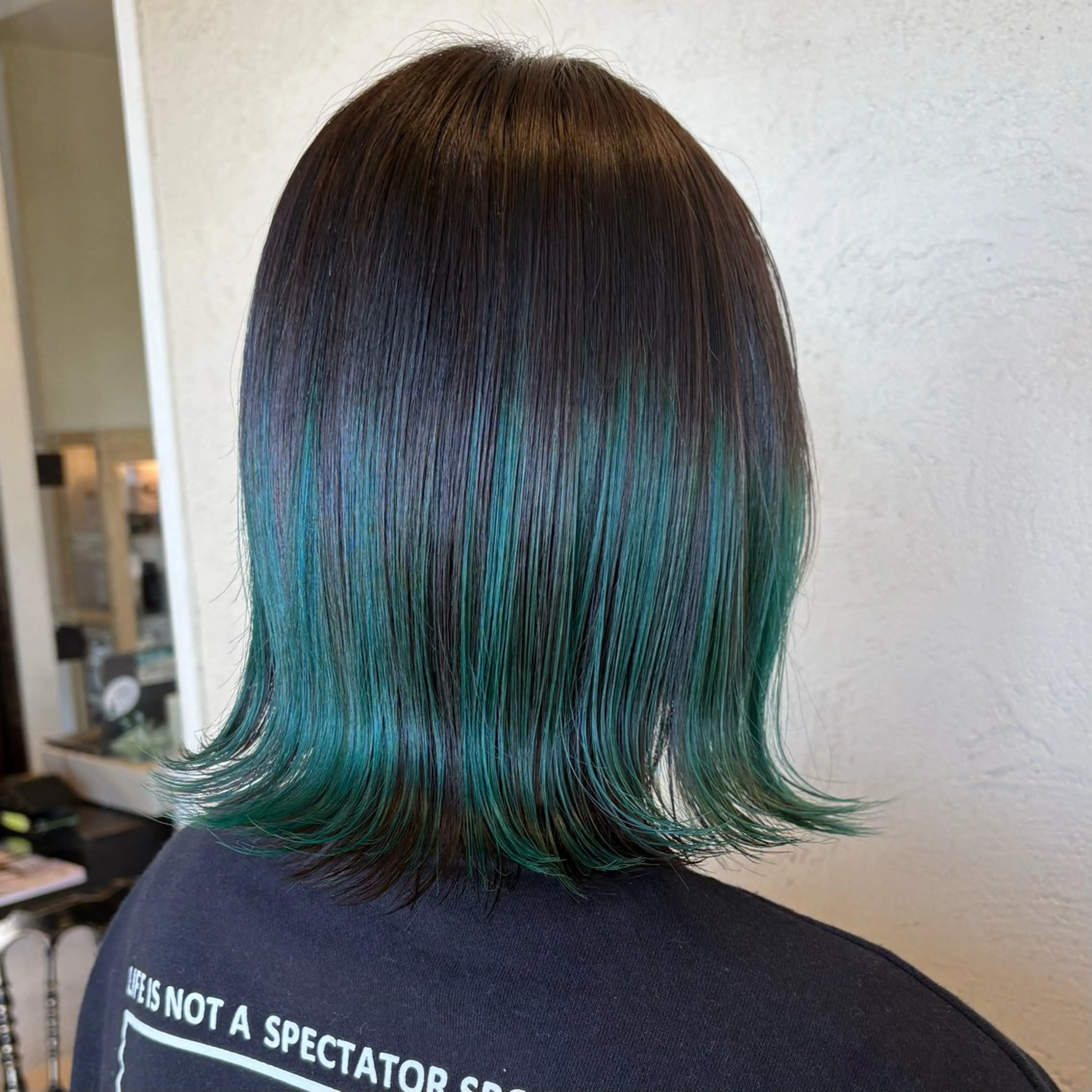 ミディアム ルプラボウ/豊川/ レイヤー/サクラのヘアスタイル