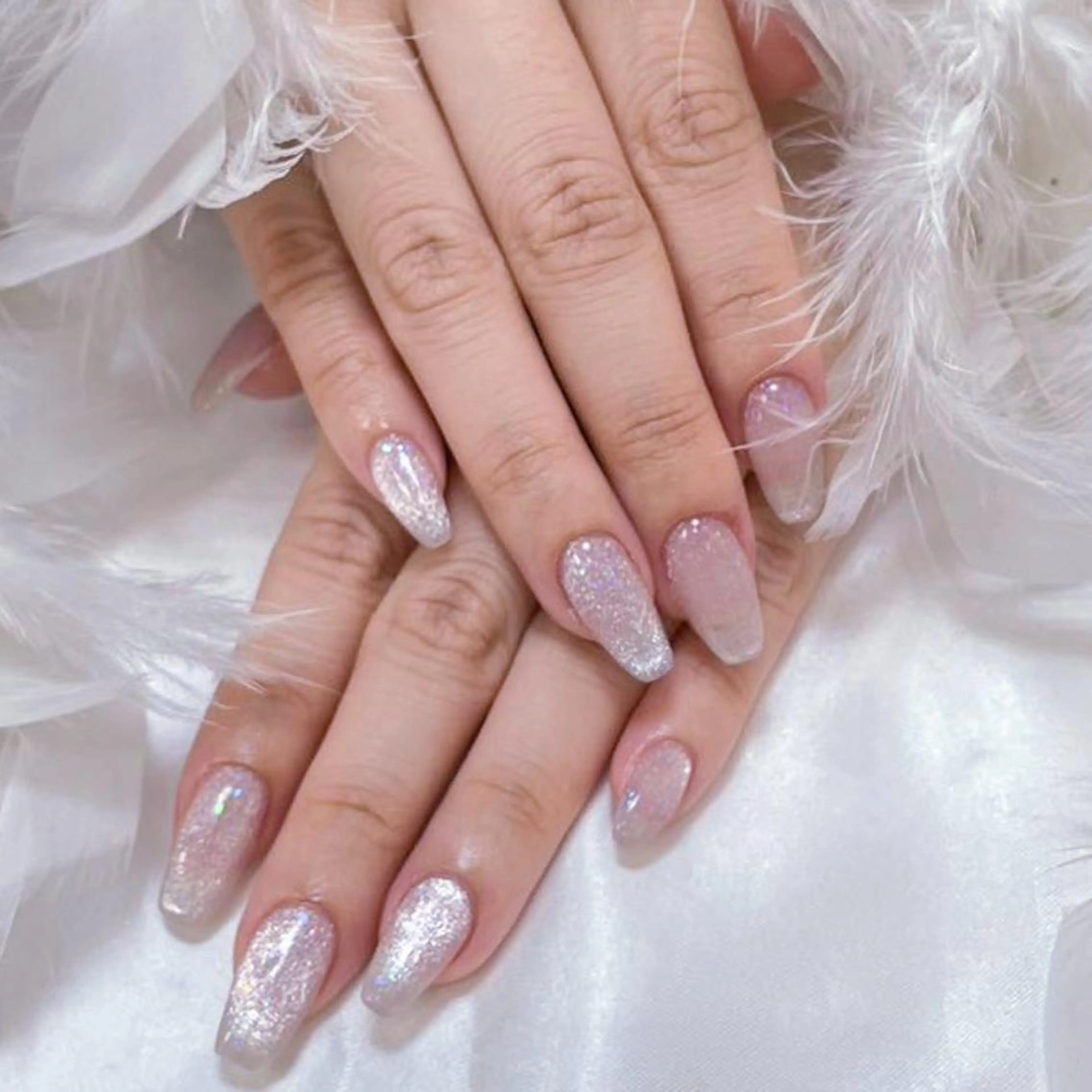 ネイル アートネイル オーロラネイル ガーリー キラキラネイル 韓国ネイル ハンドネイル DIANMOND NAIL🌸のネイルデザイン