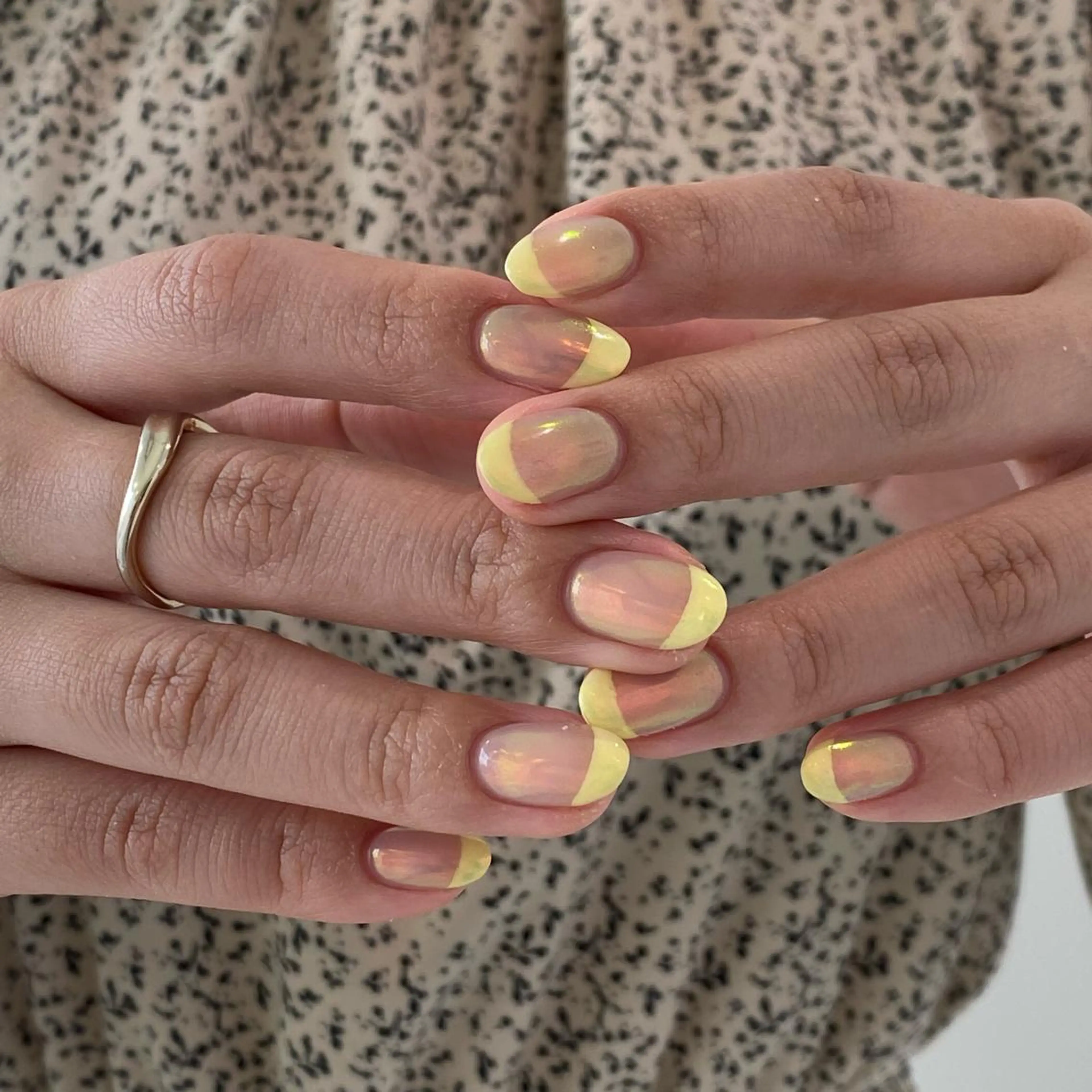 ネイル オーロラネイル フレンチネイル ayana nails所属・nail salon ayanaのネイルデザイン