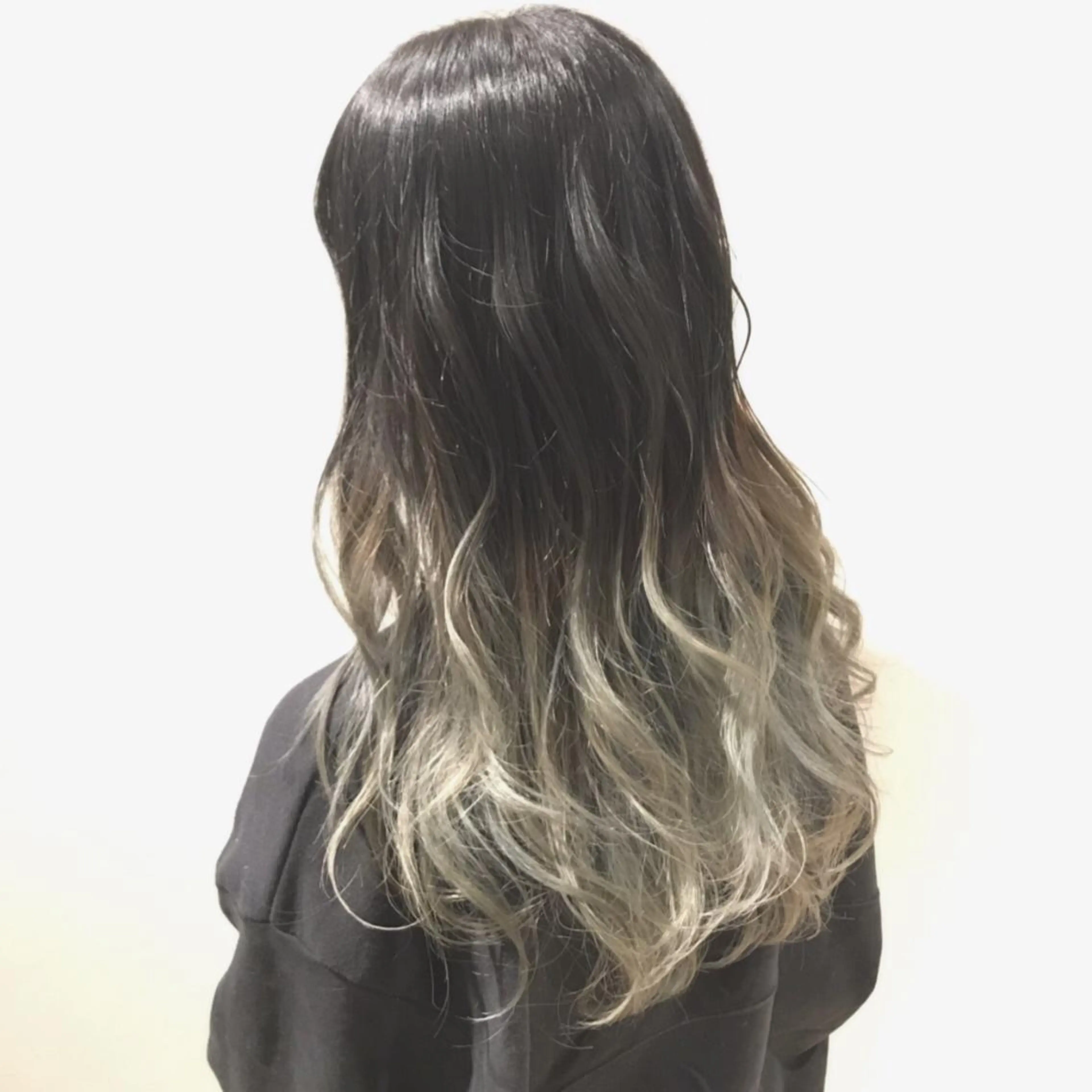 ロング カラー ブリーチ グラデーションカラー メンズ指名多数!! SiLO 田島のヘアスタイル