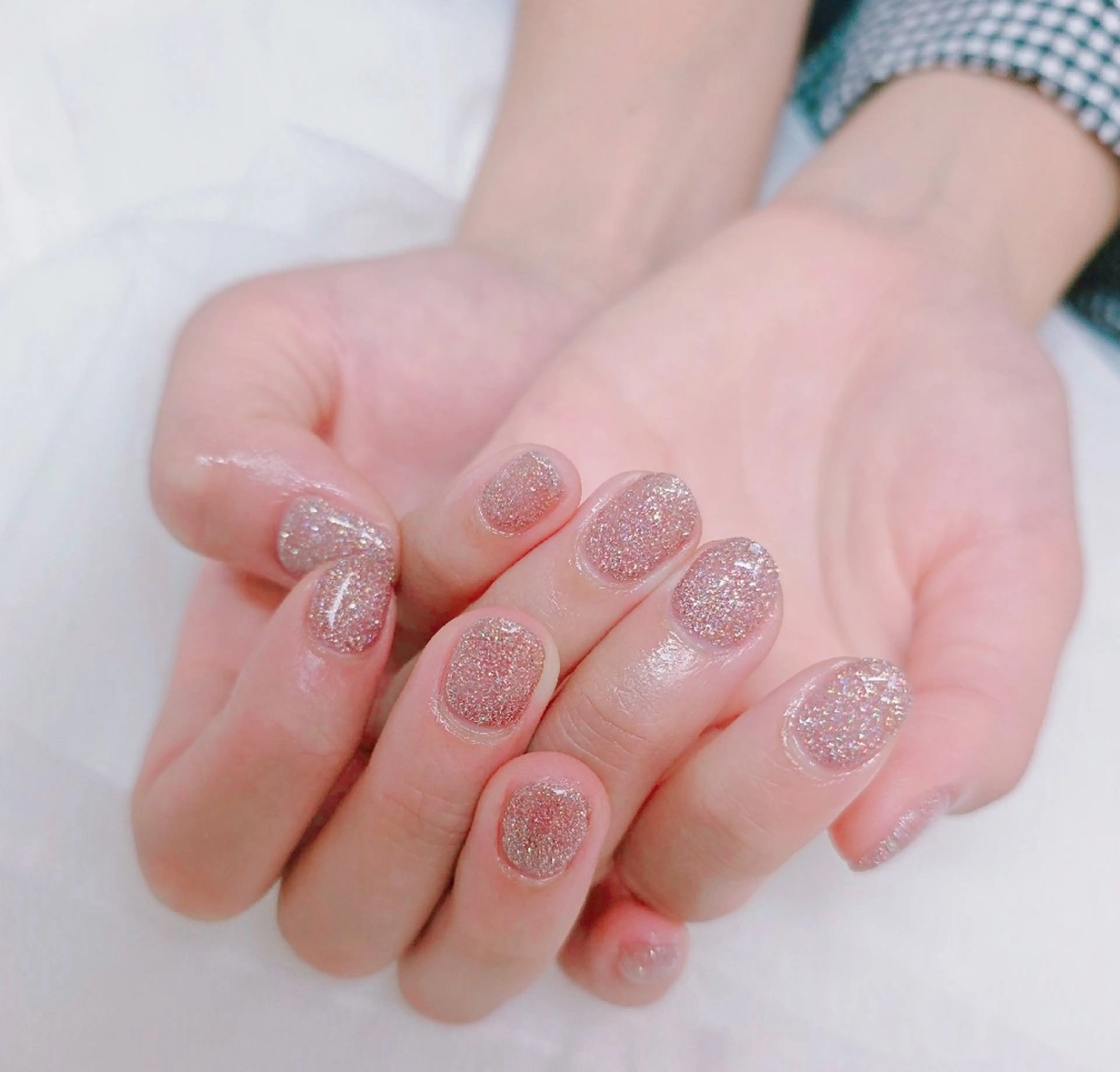 ネイル ラメ(グリッター) ピンク B.BROW ネイルのネイルデザイン