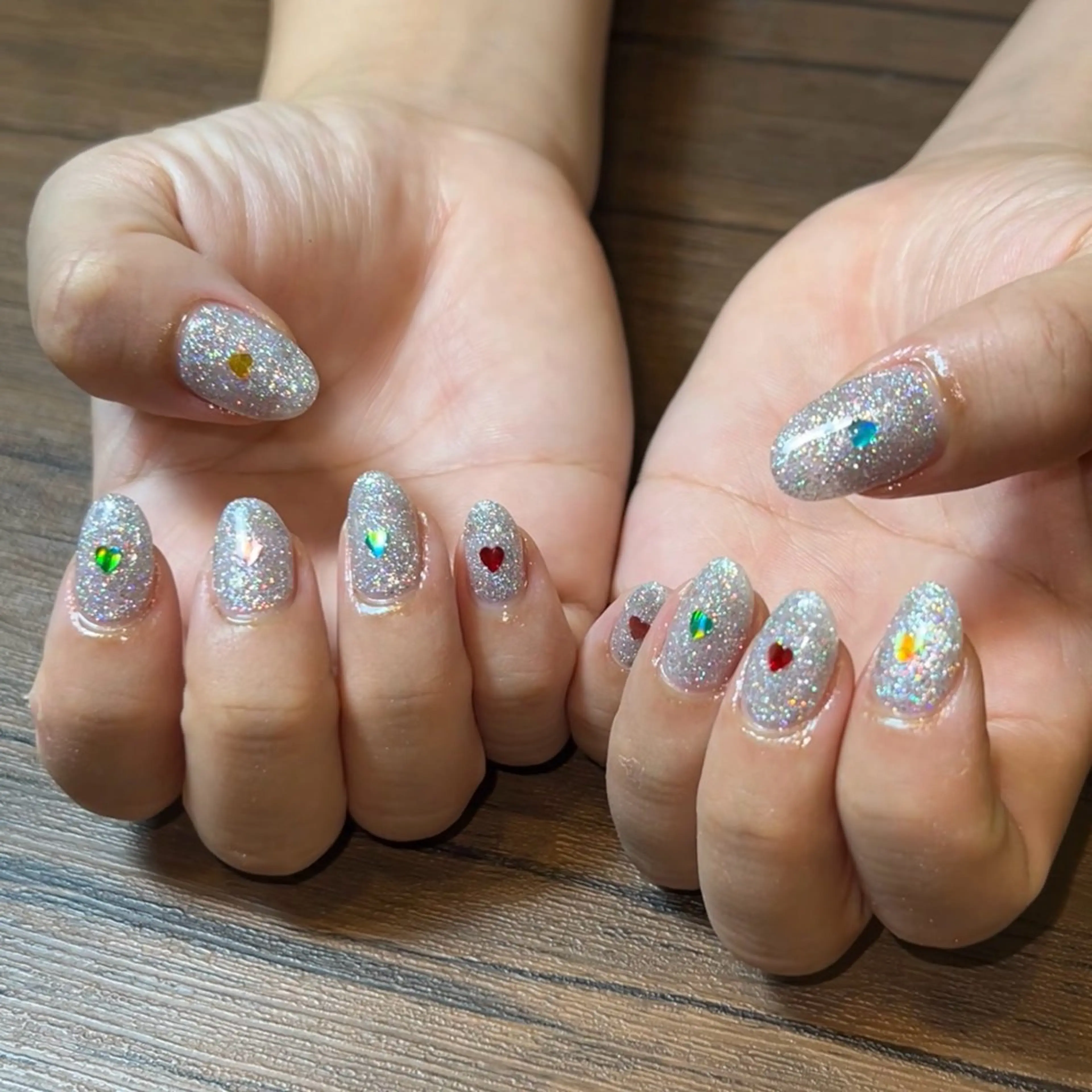ネイル HENRIETTA NAILSALONのネイルデザイン