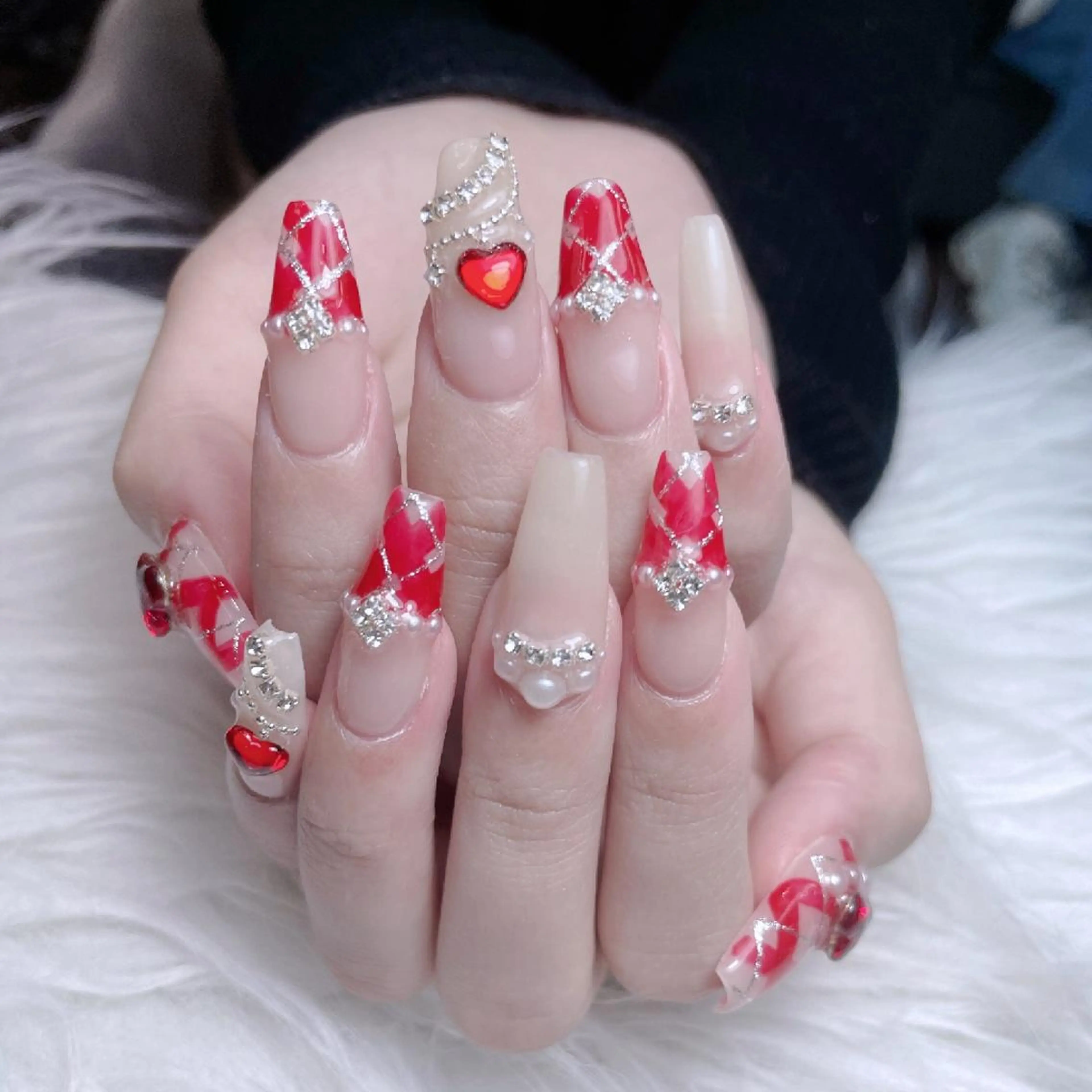 ネイル オーロラネイル フレンチネイル ハート 韓国ネイル ミラーネイル NailPrincess所属・princess スカルプ専門店のネイルデザイン