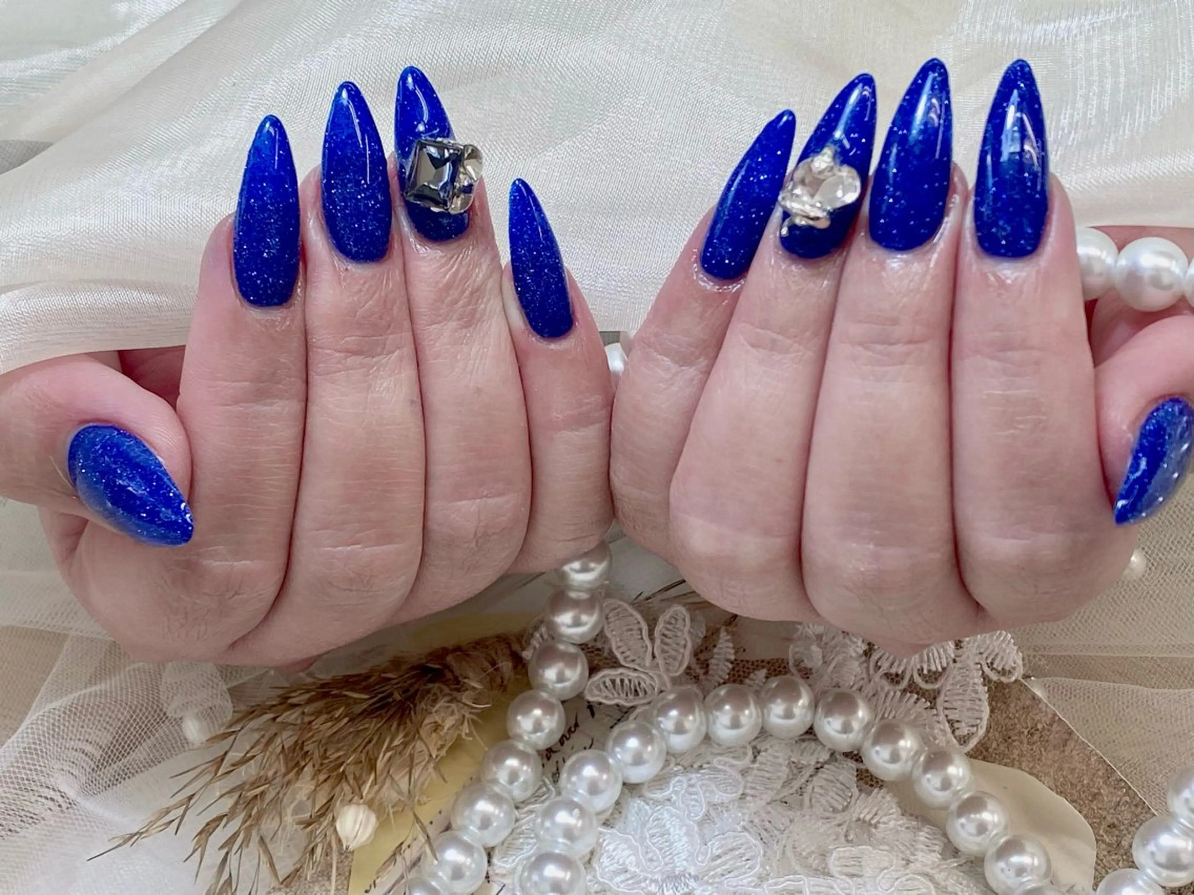 カラー Anna Nail 秋(アキ)のネイルデザイン