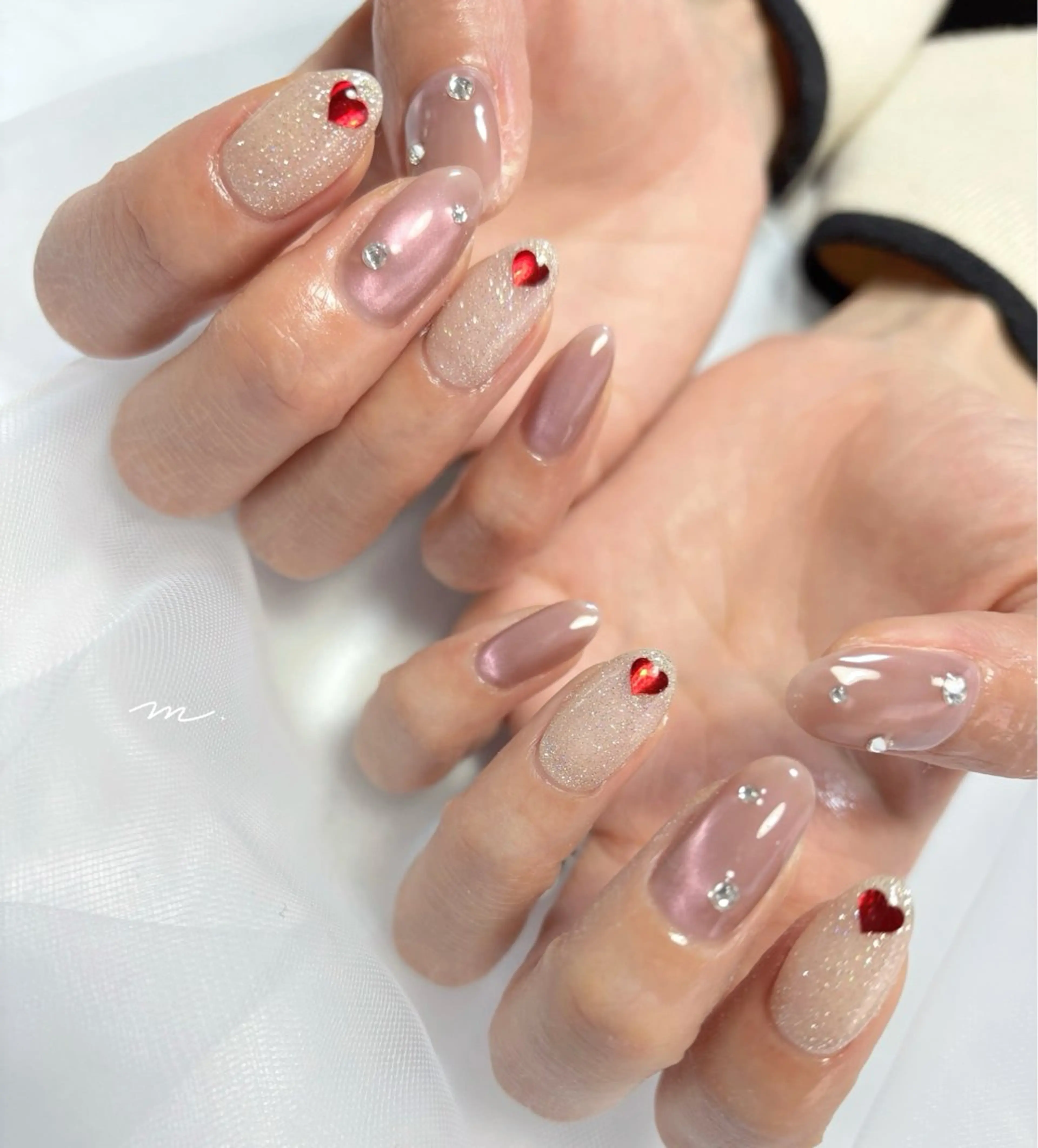 ネイル ハート ホログラムネイル ハンドネイル Mare nailのネイルデザイン