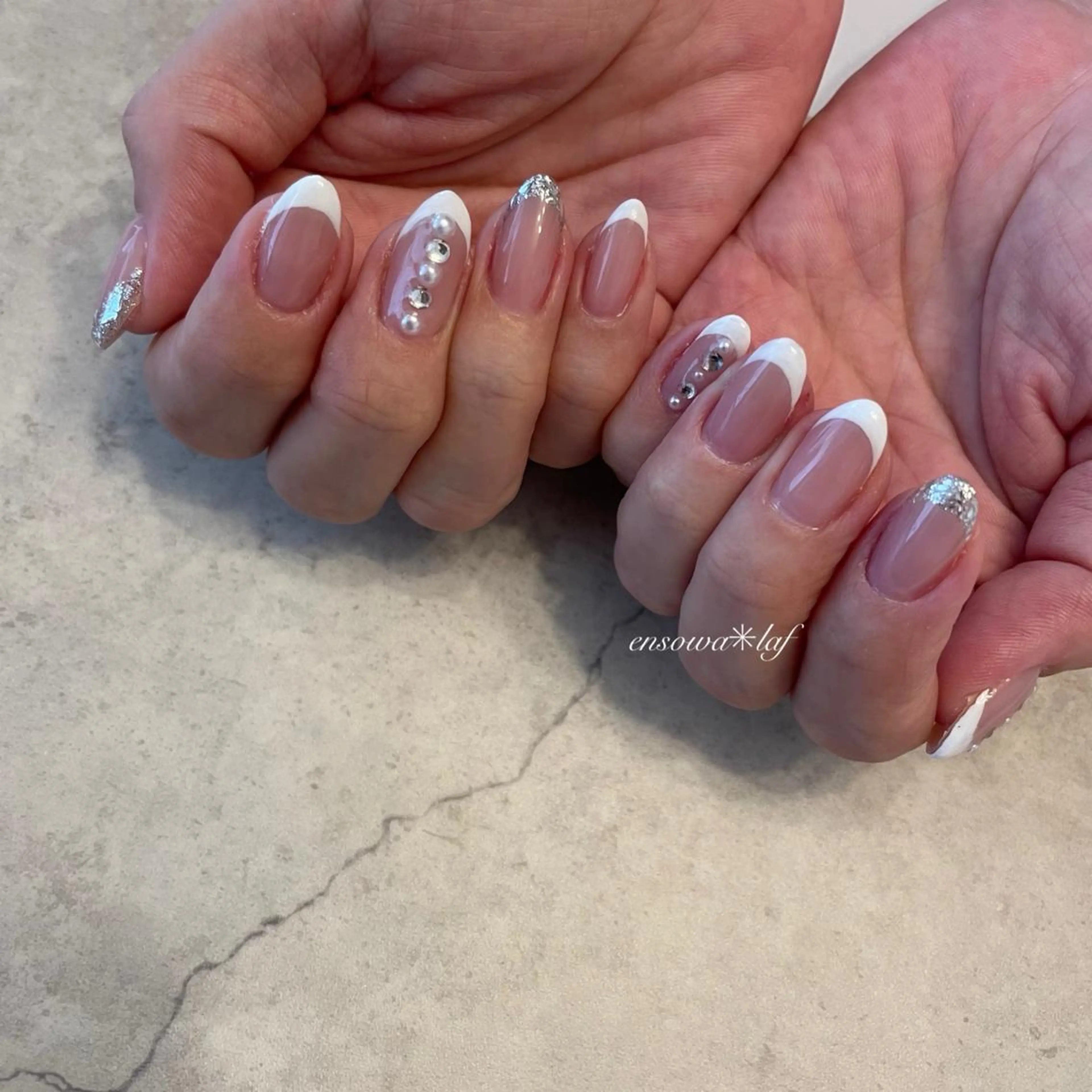 ネイル アートネイル オーロラネイル クリアネイル フレンチネイル ジェルネイル ensowa✱laf NAILのネイルデザイン