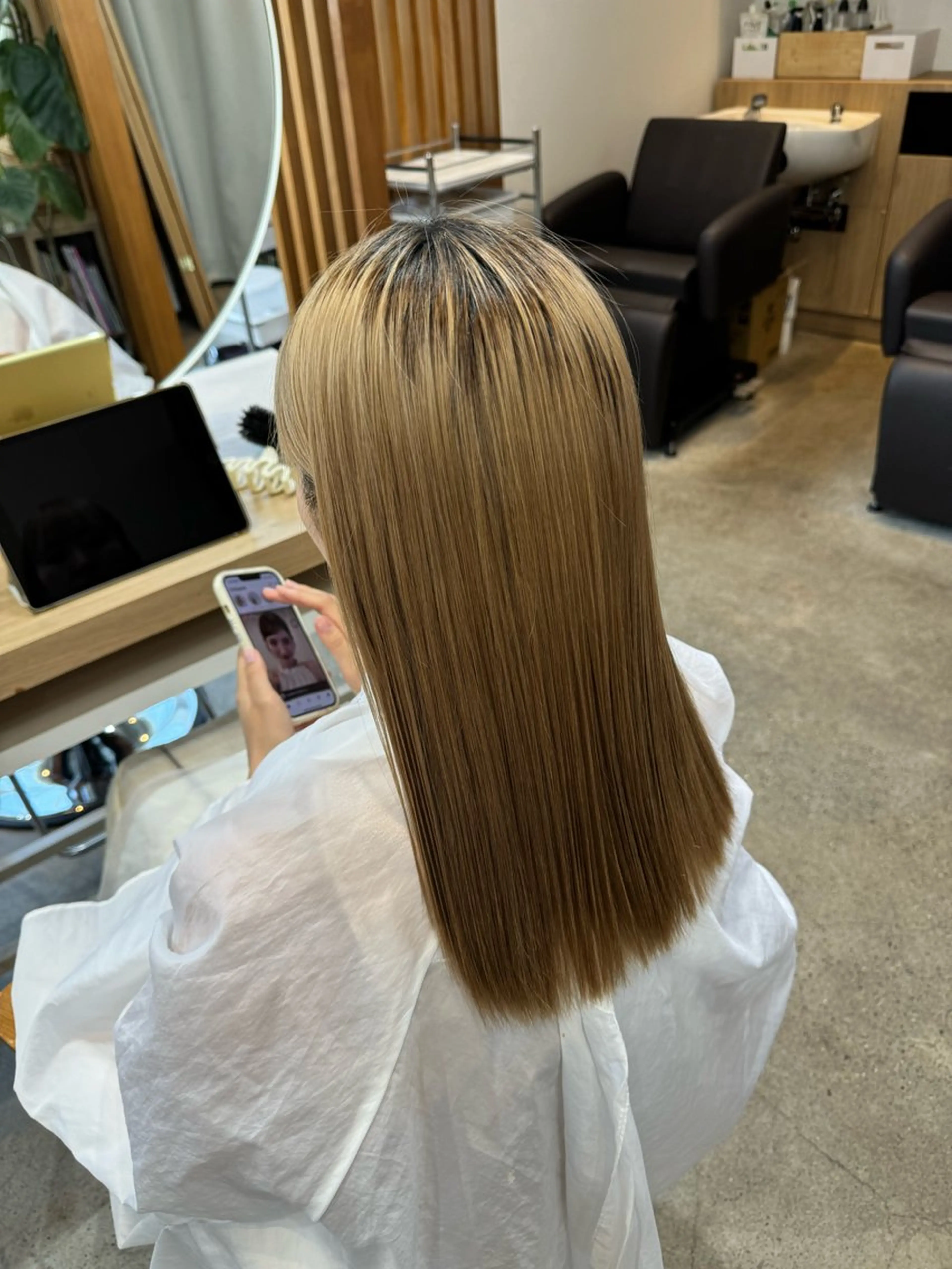 セミロング ヘアアレンジ トリートメント 🫧髪質改善/Wカラ ー 暖色 🌸桜🌸のヘアスタイル