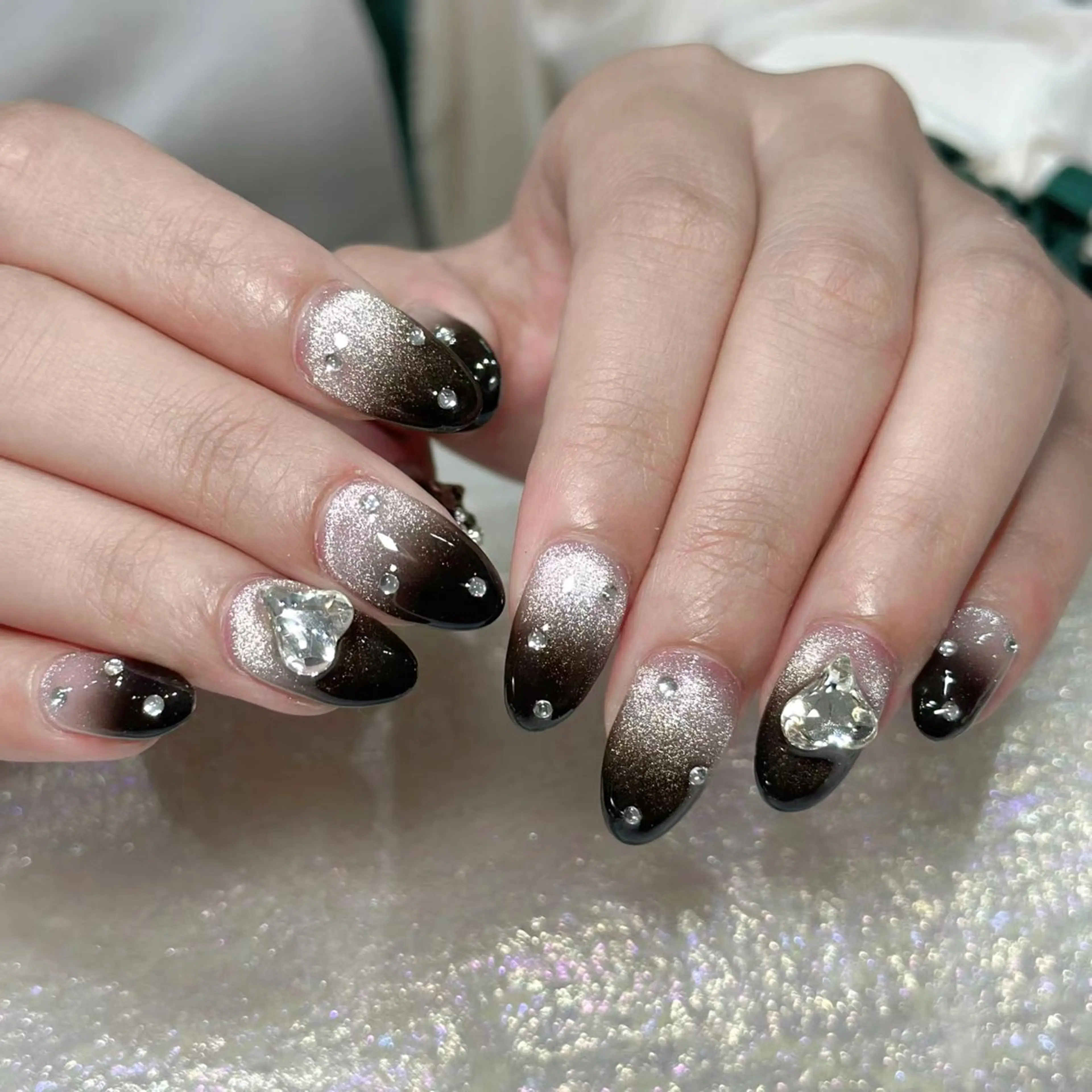 ネイル ハンドネイル Queens マオのネイルデザイン