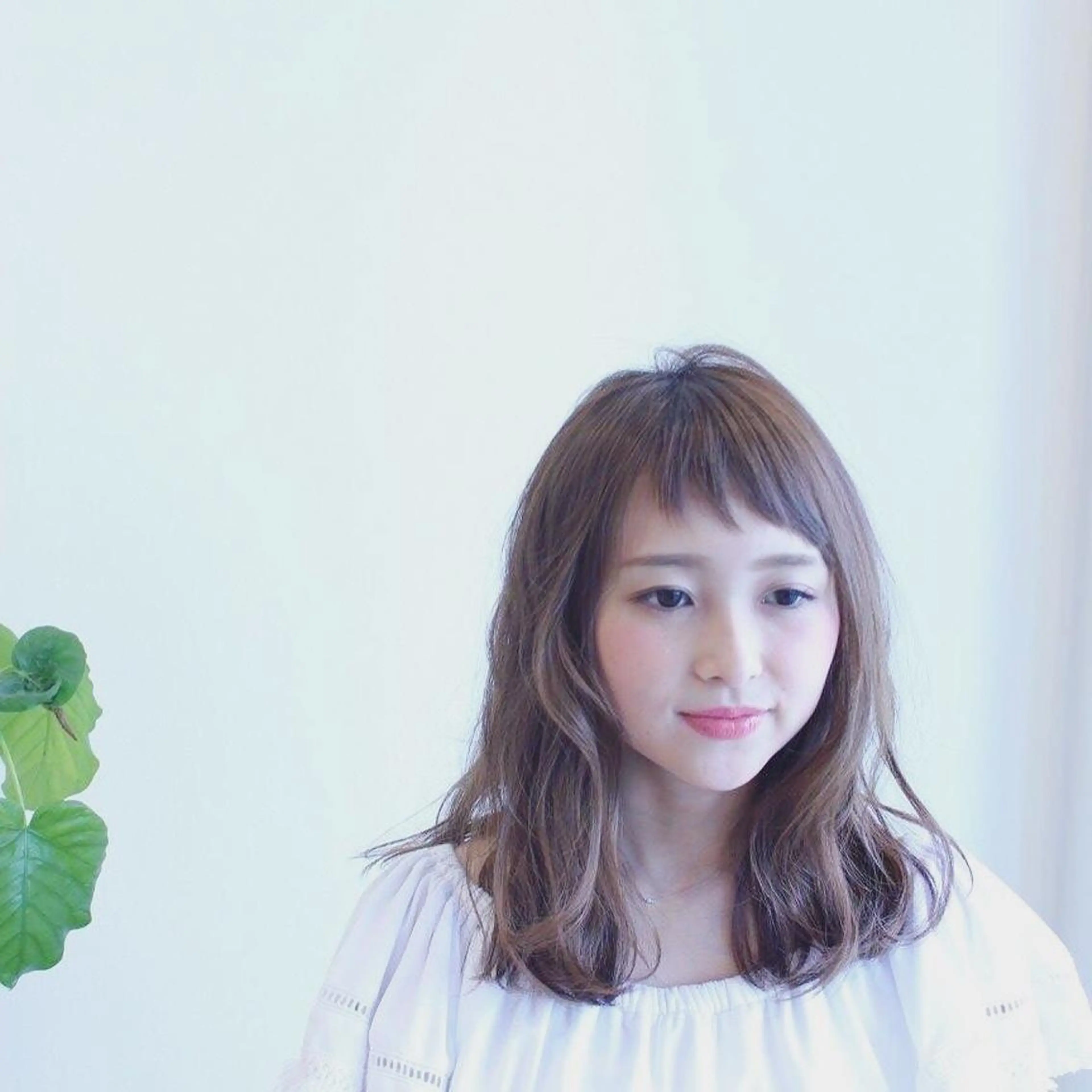 セミロング ロング カラー オン眉 hair_mellow所属・ゴトウ ノブヒトのヘアスタイル