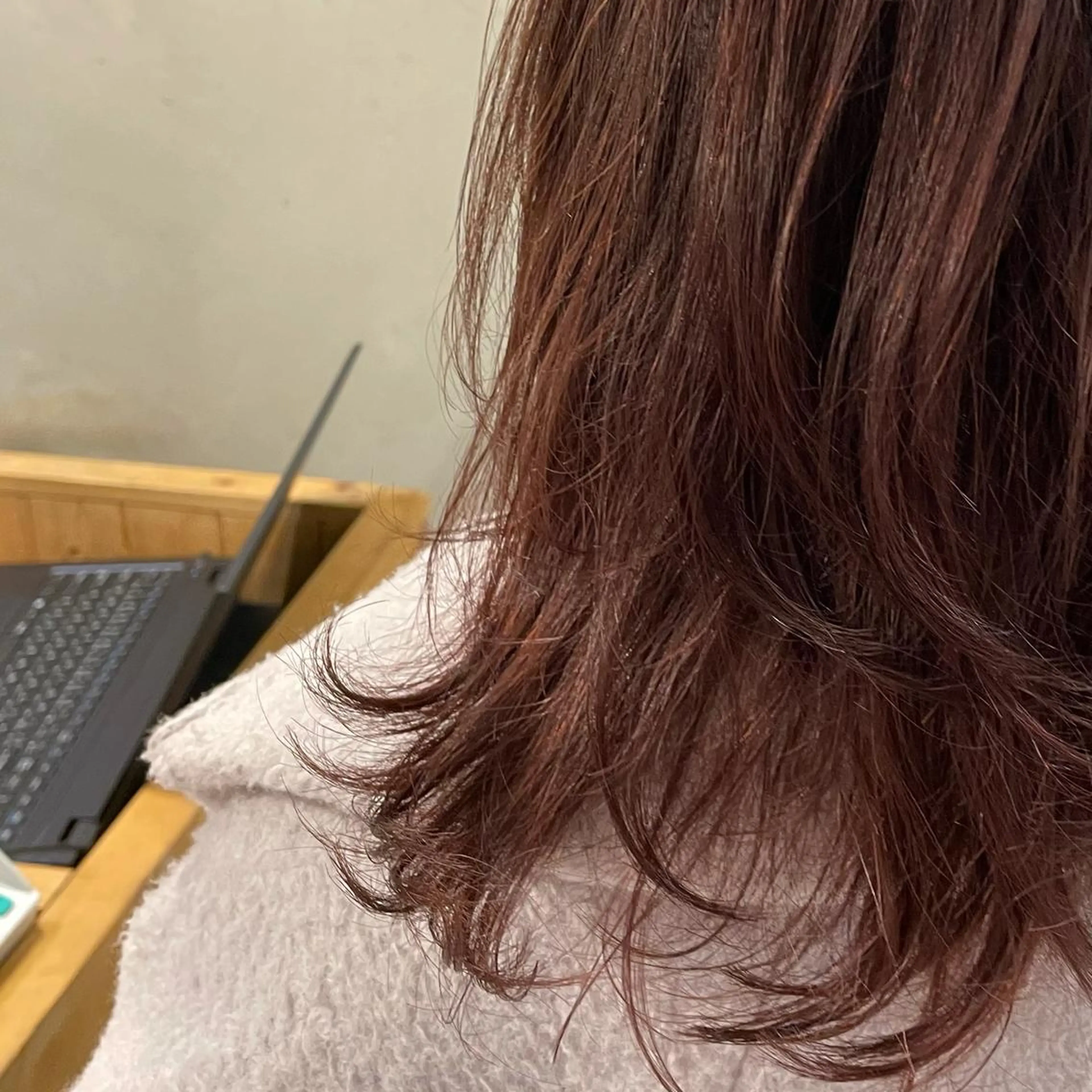 セミロング カット ヘアカラー トリートメント 外山 実咲のヘアスタイル